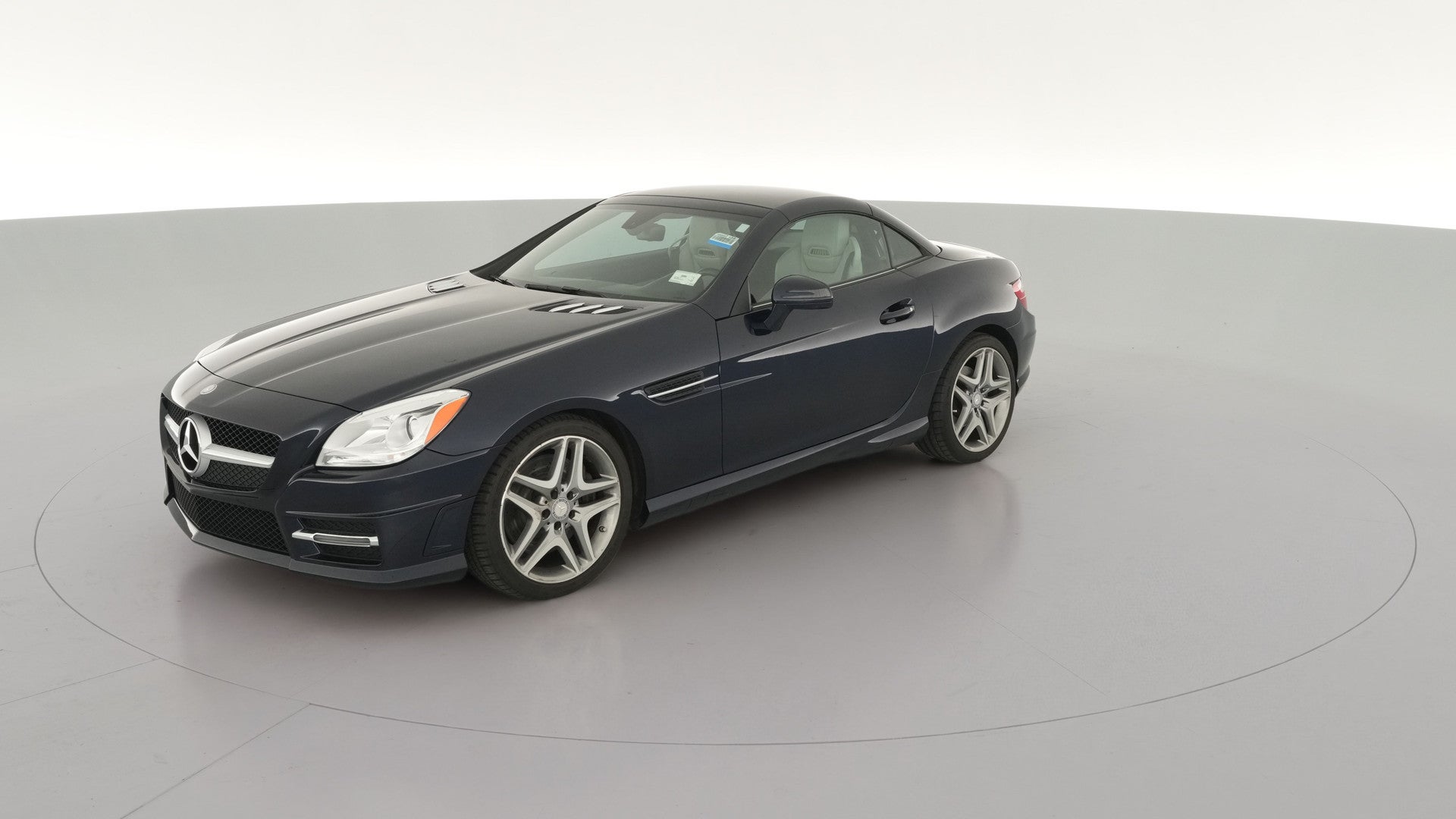2015 Mercedes-Benz SLK-Class vehicle photo