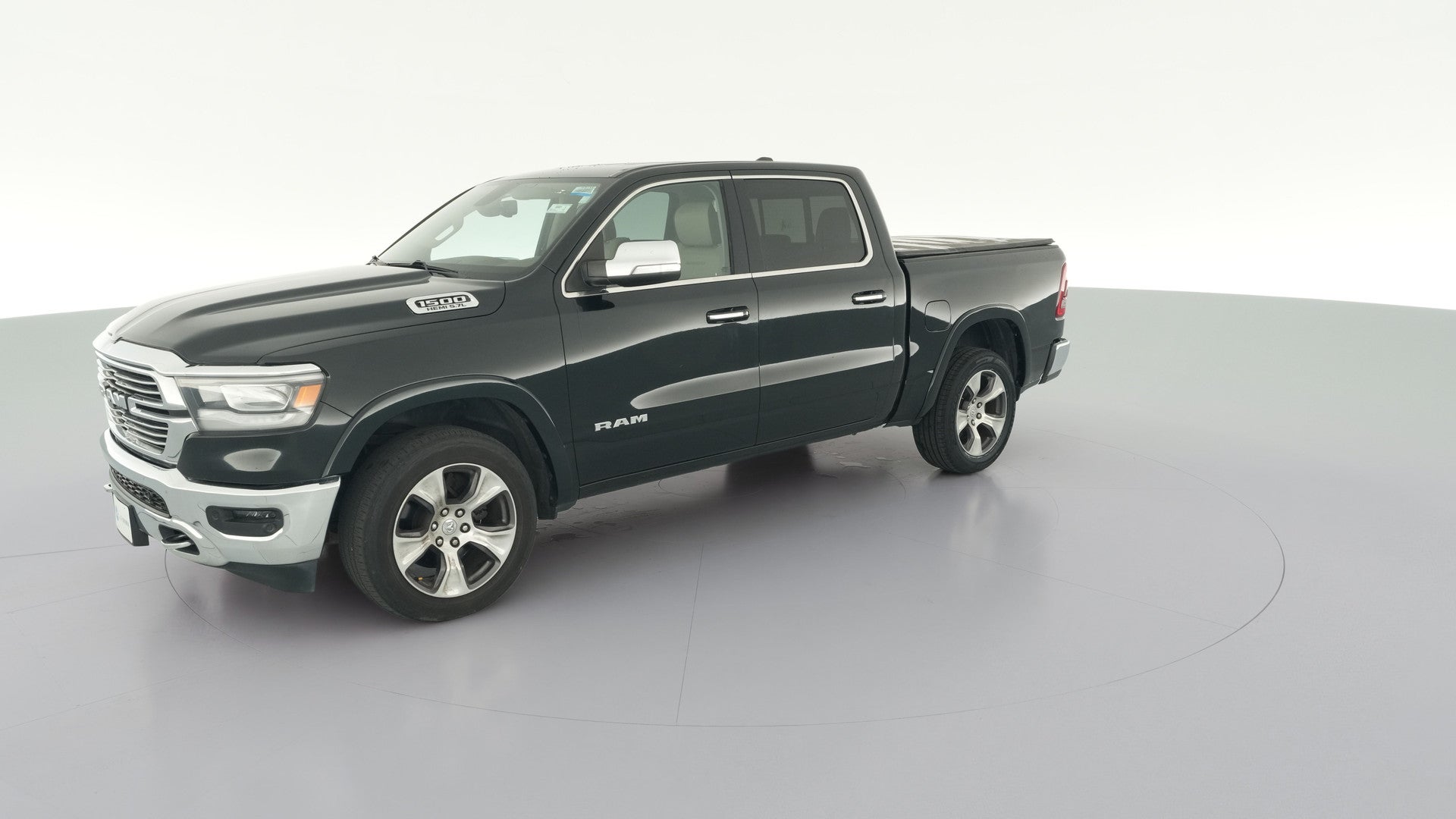 2019 Ram 1500 Crew Cab vehicle photo