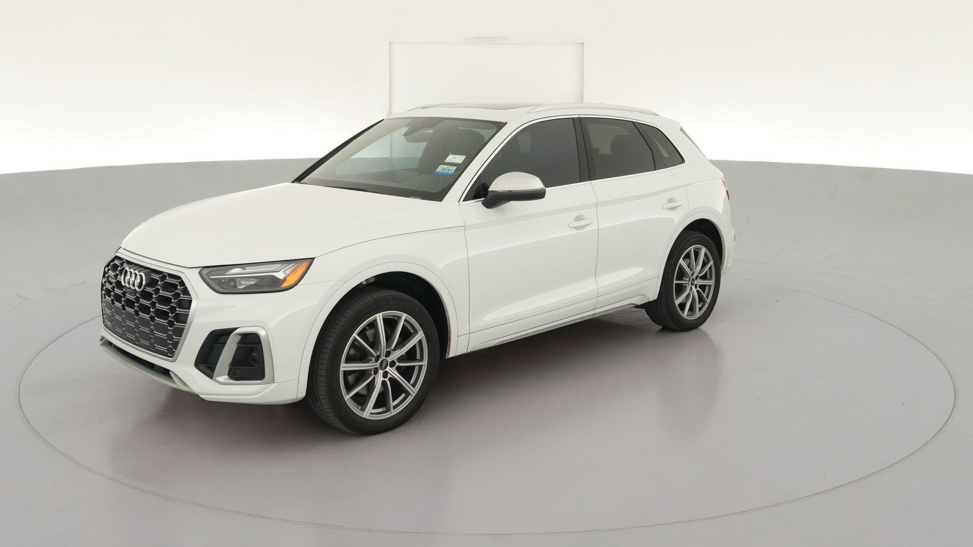 2023 Audi SQ5 vehicle photo