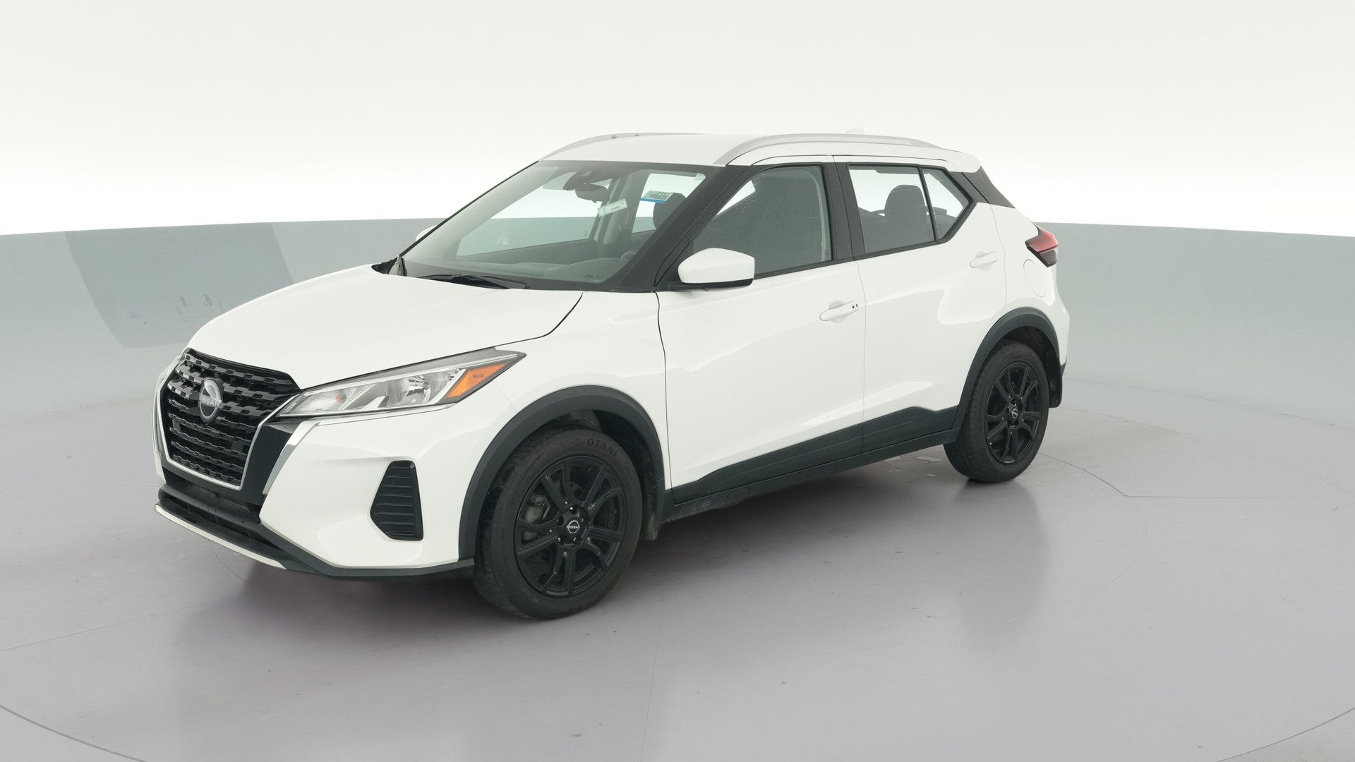 2023 Nissan Kicks vehicle photo