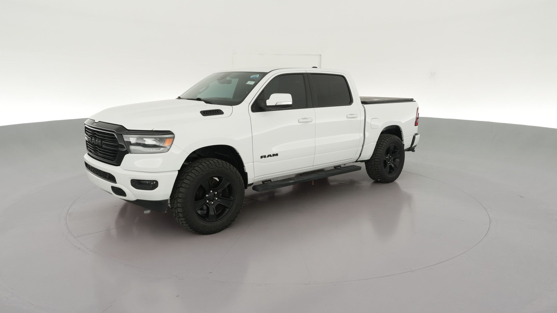 2020 Ram 1500 Crew Cab vehicle photo