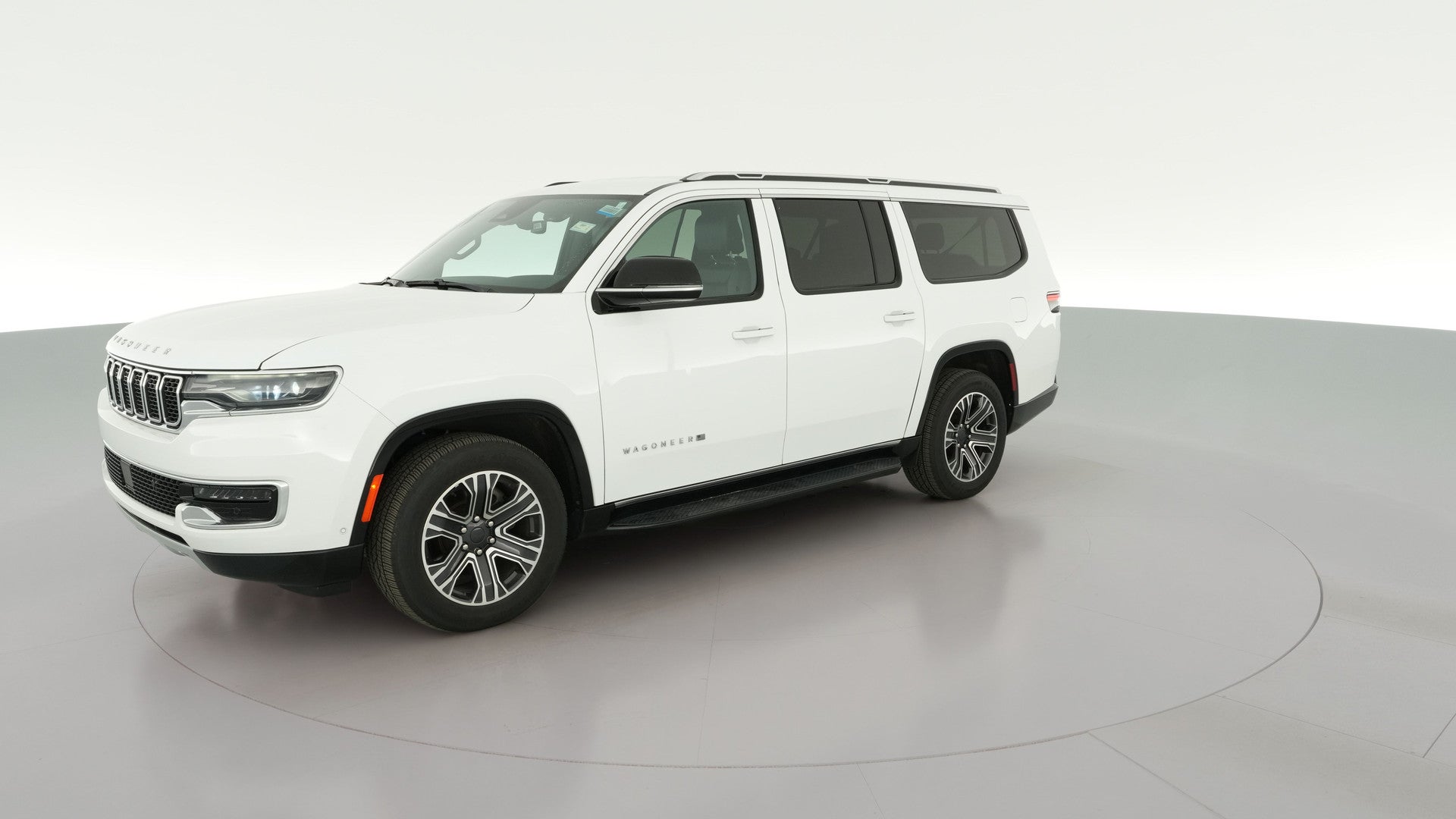 2023 Jeep Wagoneer L vehicle photo