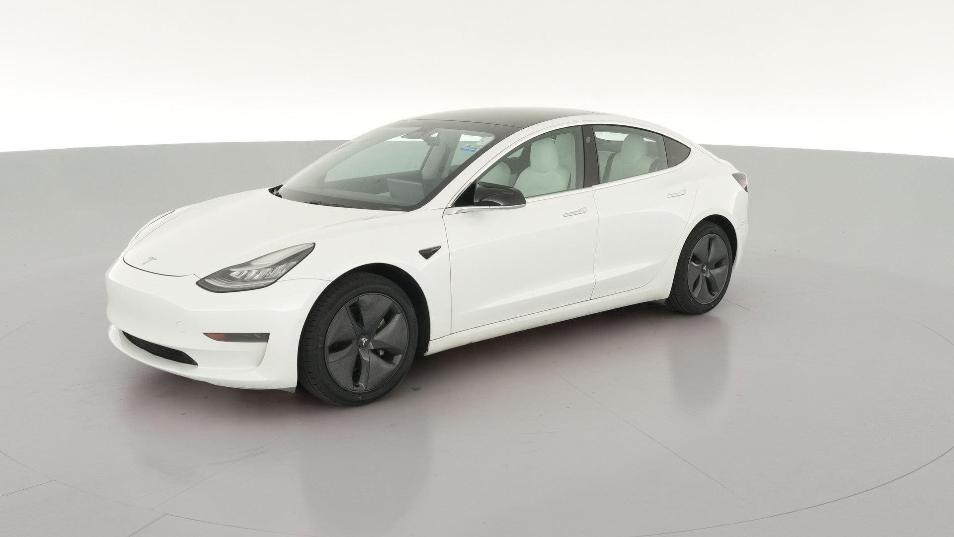 2020 Tesla Model 3 vehicle photo