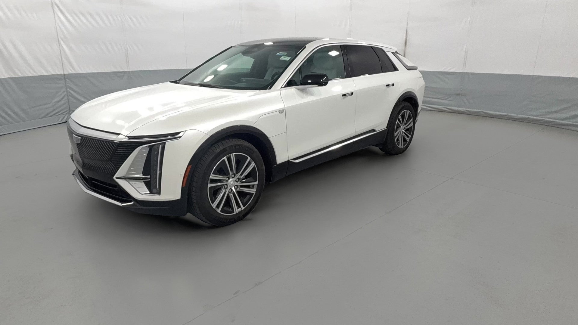 2024 Cadillac LYRIQ vehicle photo