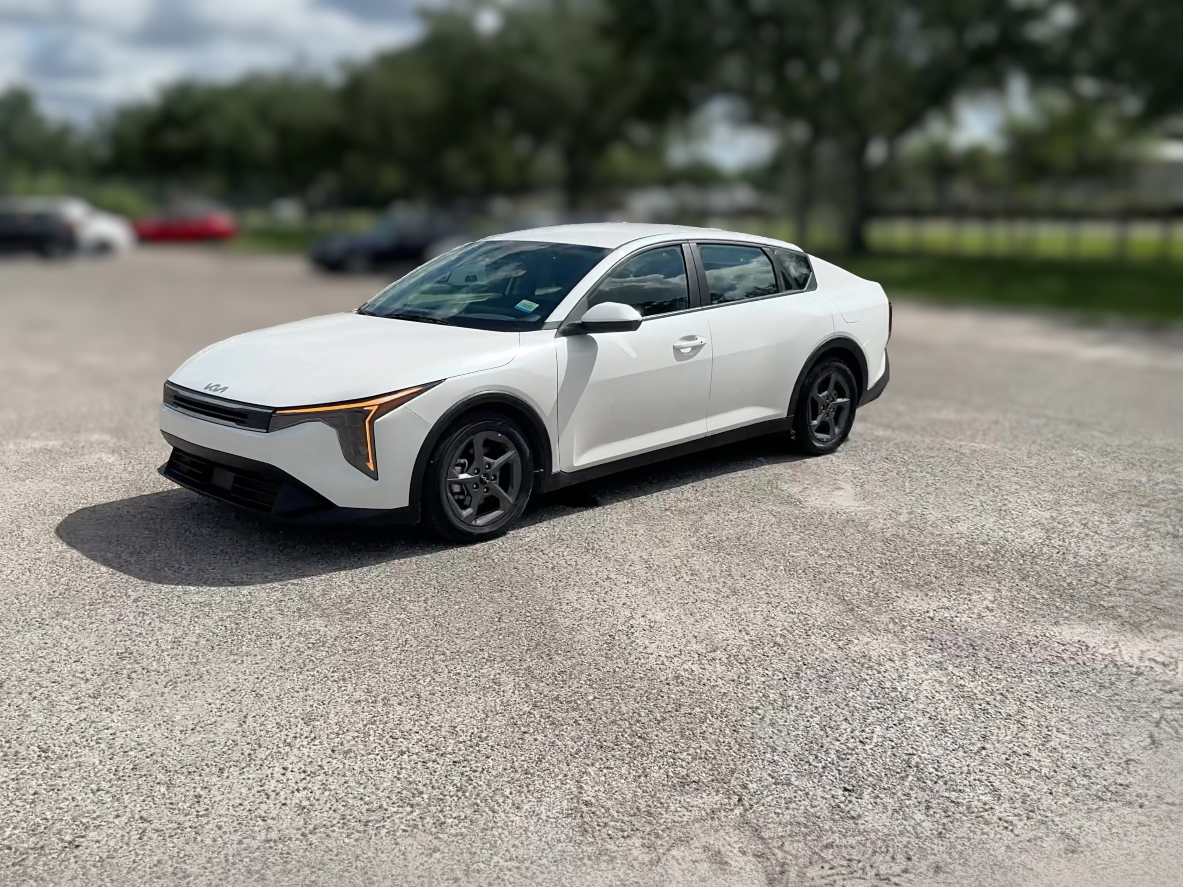 2025 Kia K4 LXS - Photo 19