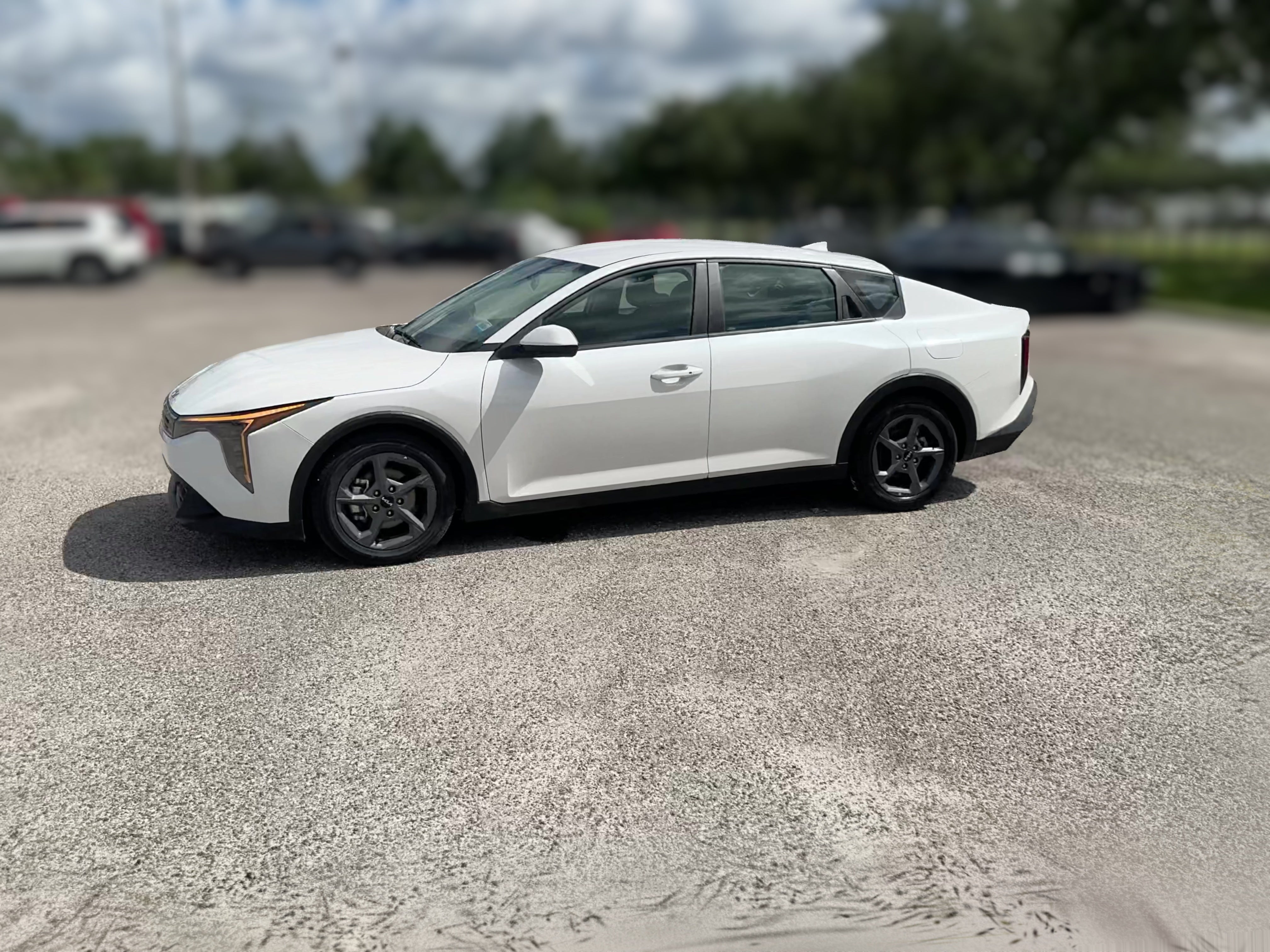 2025 Kia K4 LXS - Photo 20
