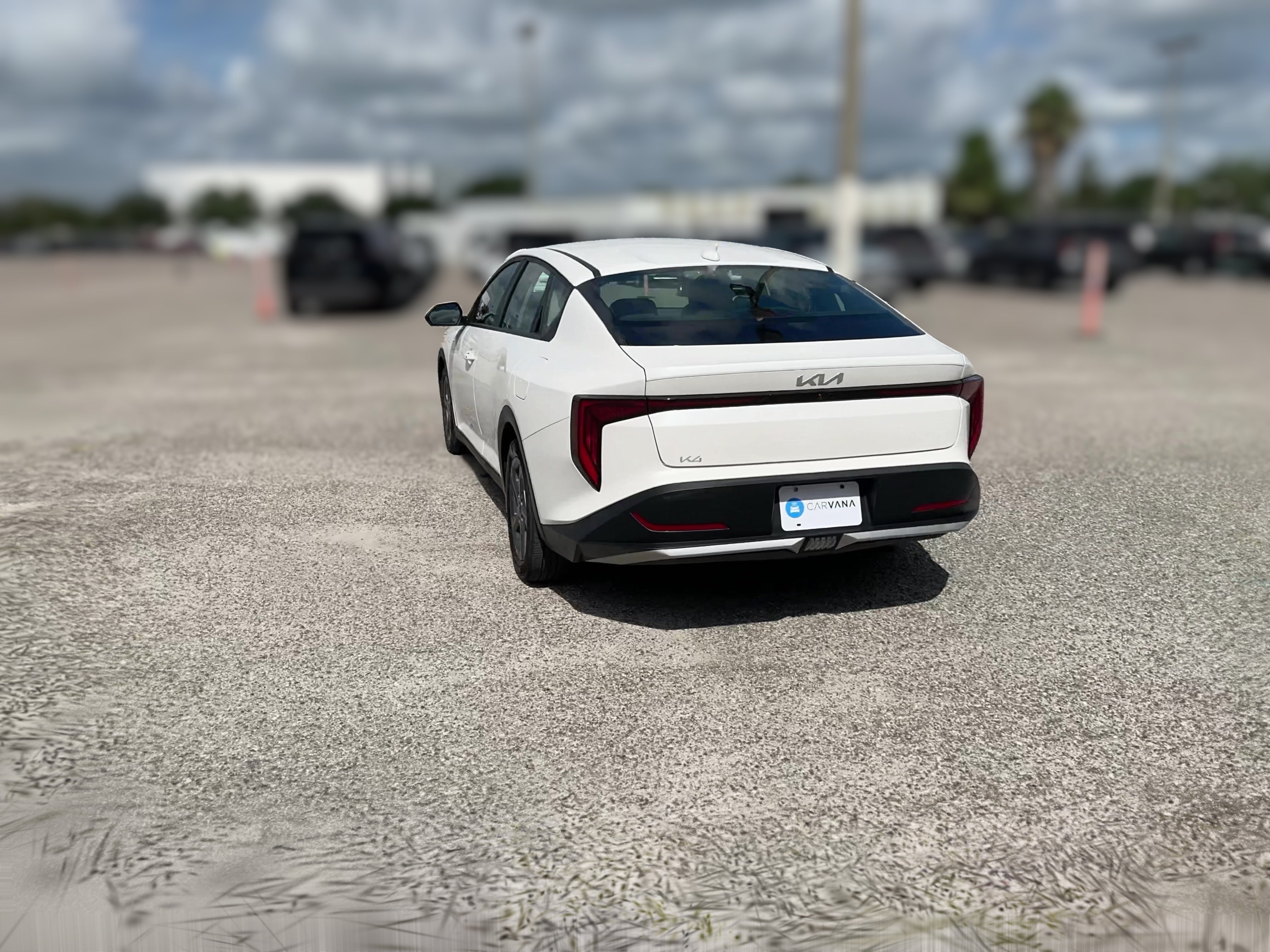 2025 Kia K4 LXS - Photo 24