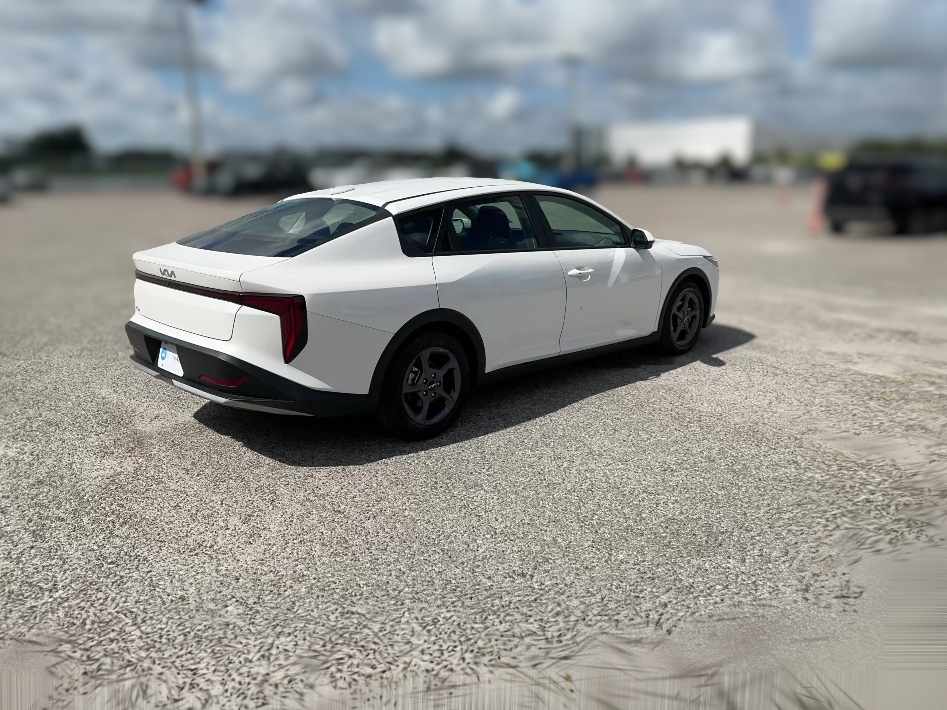 2025 Kia K4 LXS - Photo 27