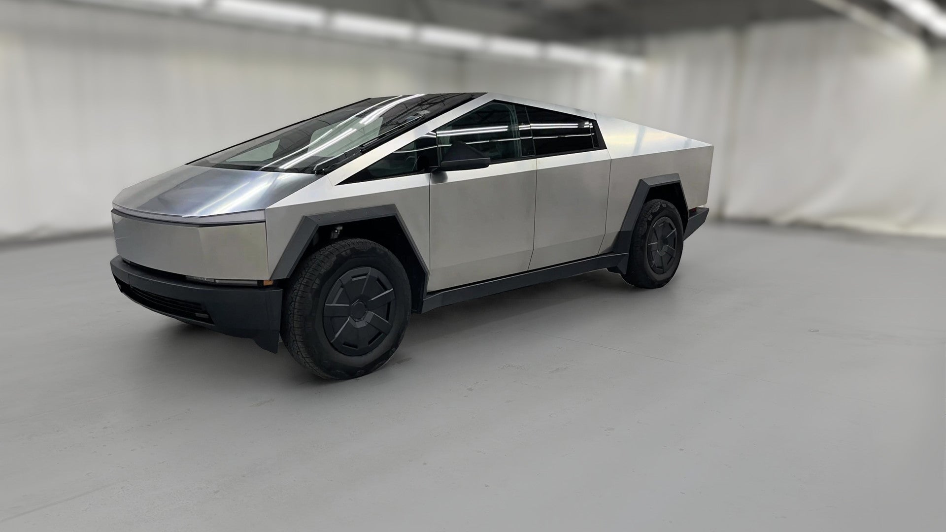 2025 Tesla Cybertruck vehicle photo