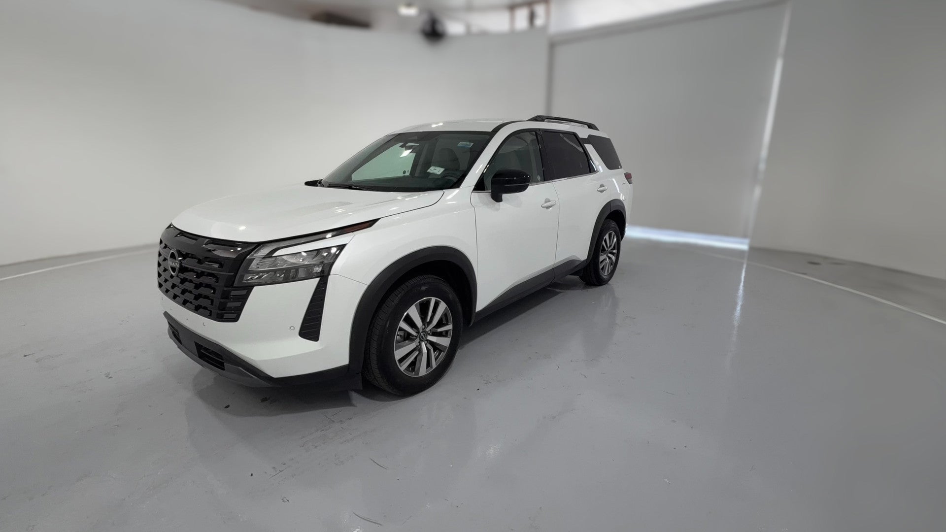 2026 Nissan Pathfinder vehicle photo