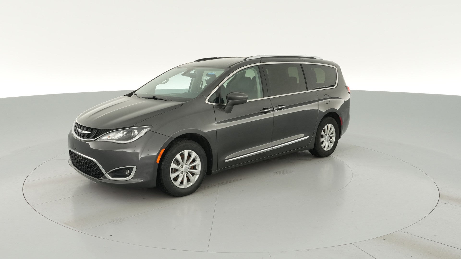 2019 Chrysler Pacifica vehicle photo