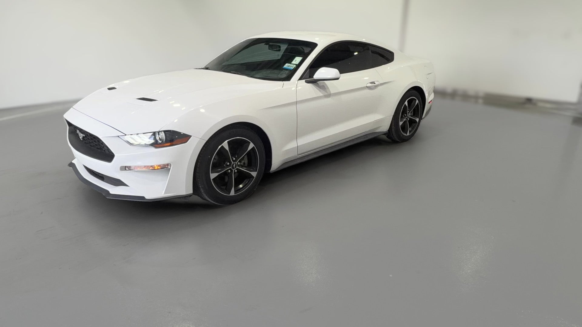 2018 Ford Mustang vehicle photo