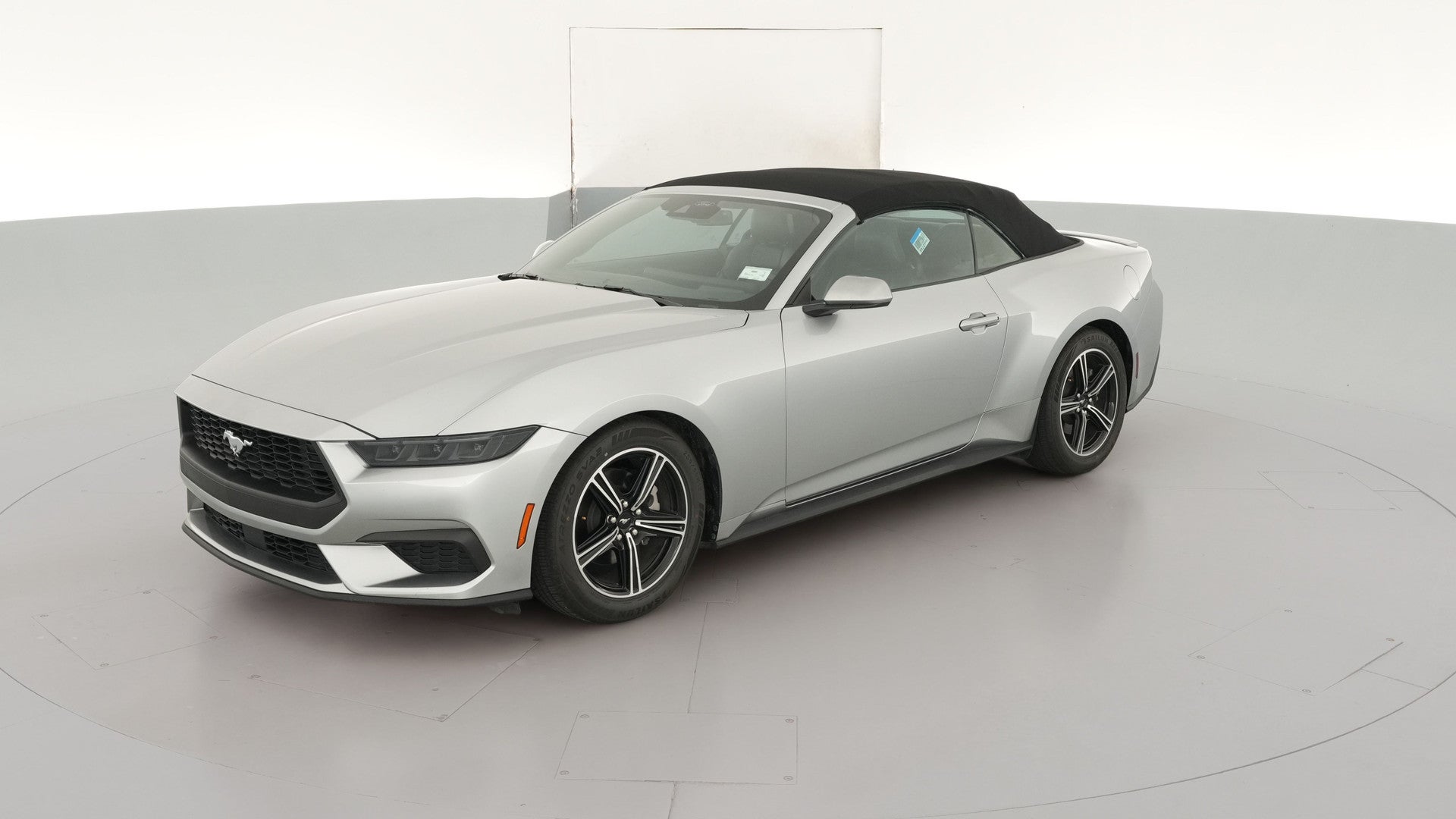 2025 Ford Mustang vehicle photo