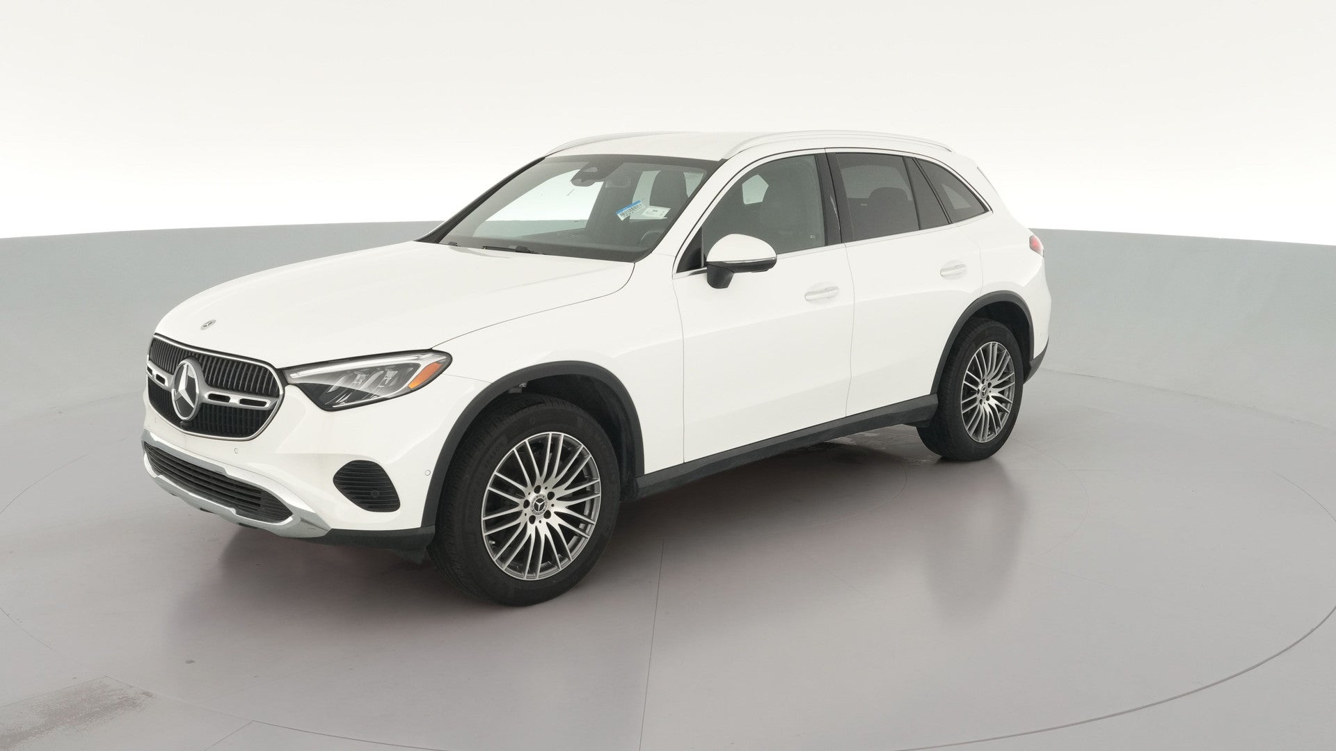 2025 Mercedes-Benz GLC vehicle photo