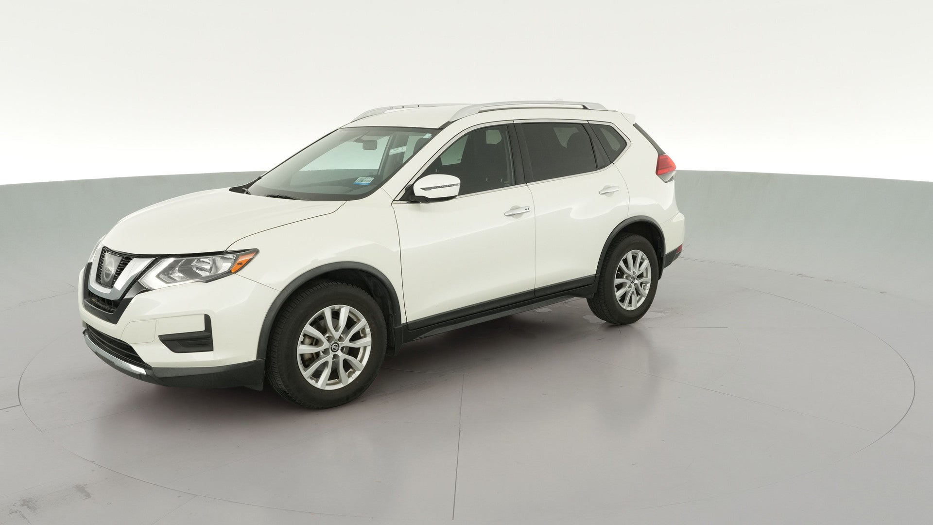 2017 Nissan Rogue vehicle photo