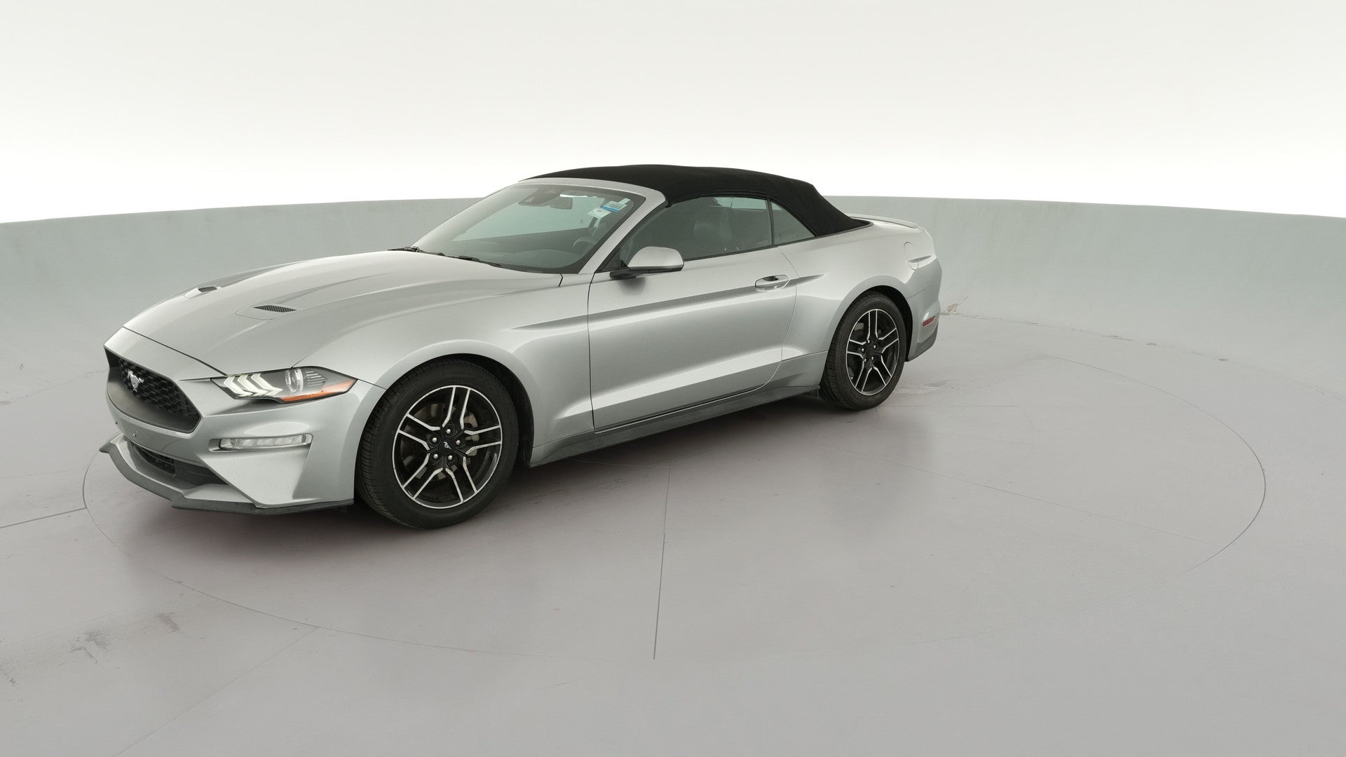 2021 Ford Mustang vehicle photo