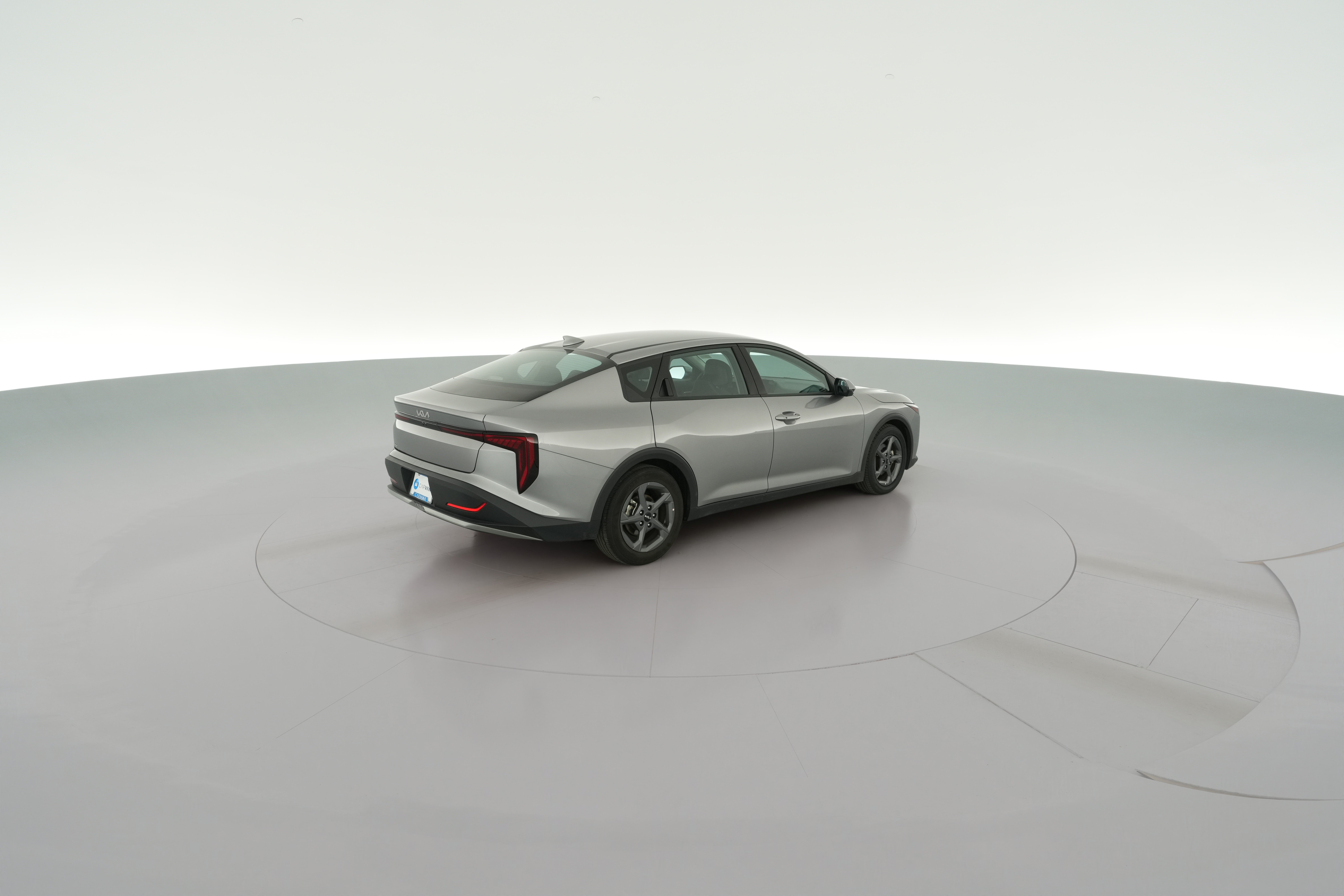 2025 Kia K4 LXS - Photo 32