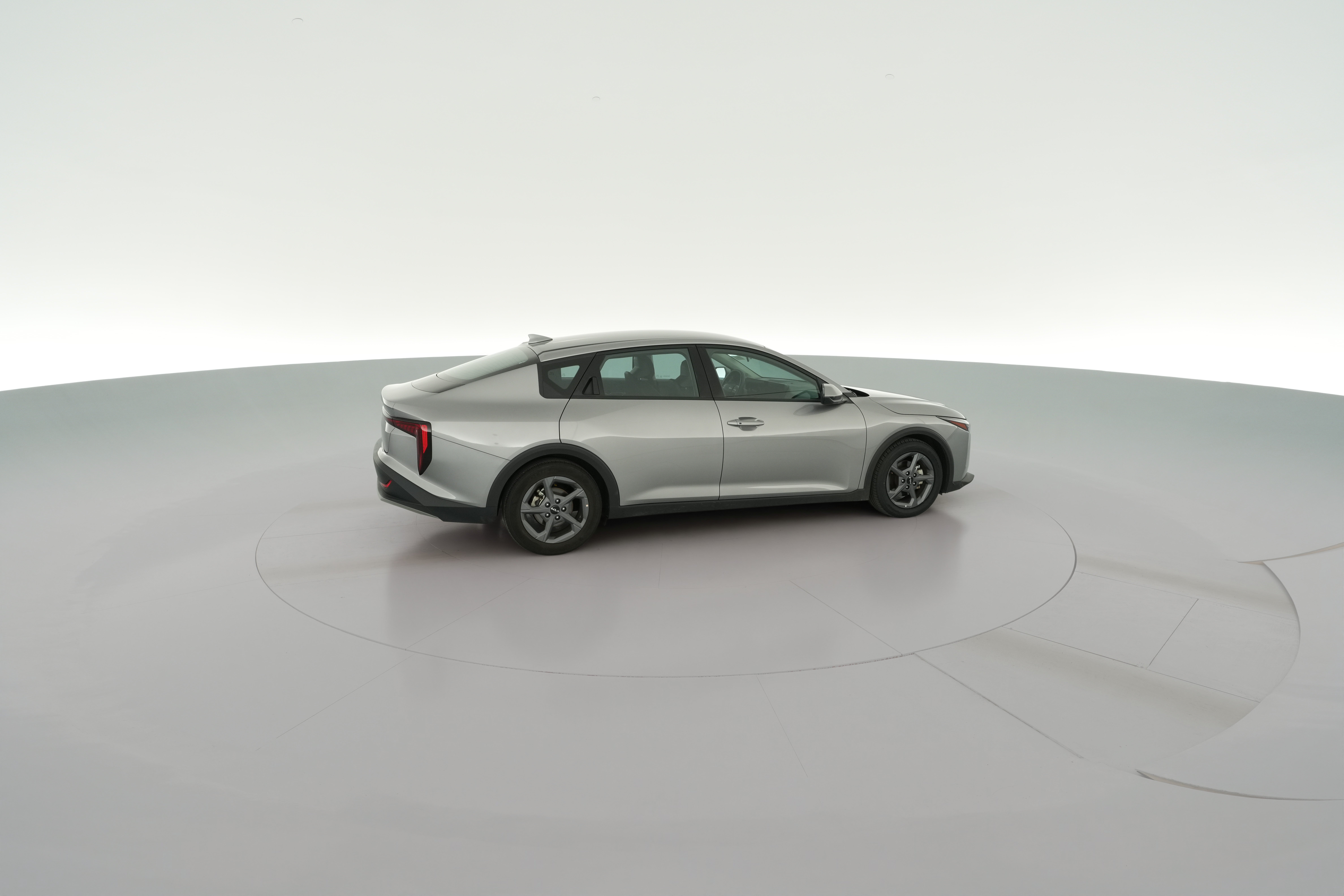 2025 Kia K4 LXS - Photo 33