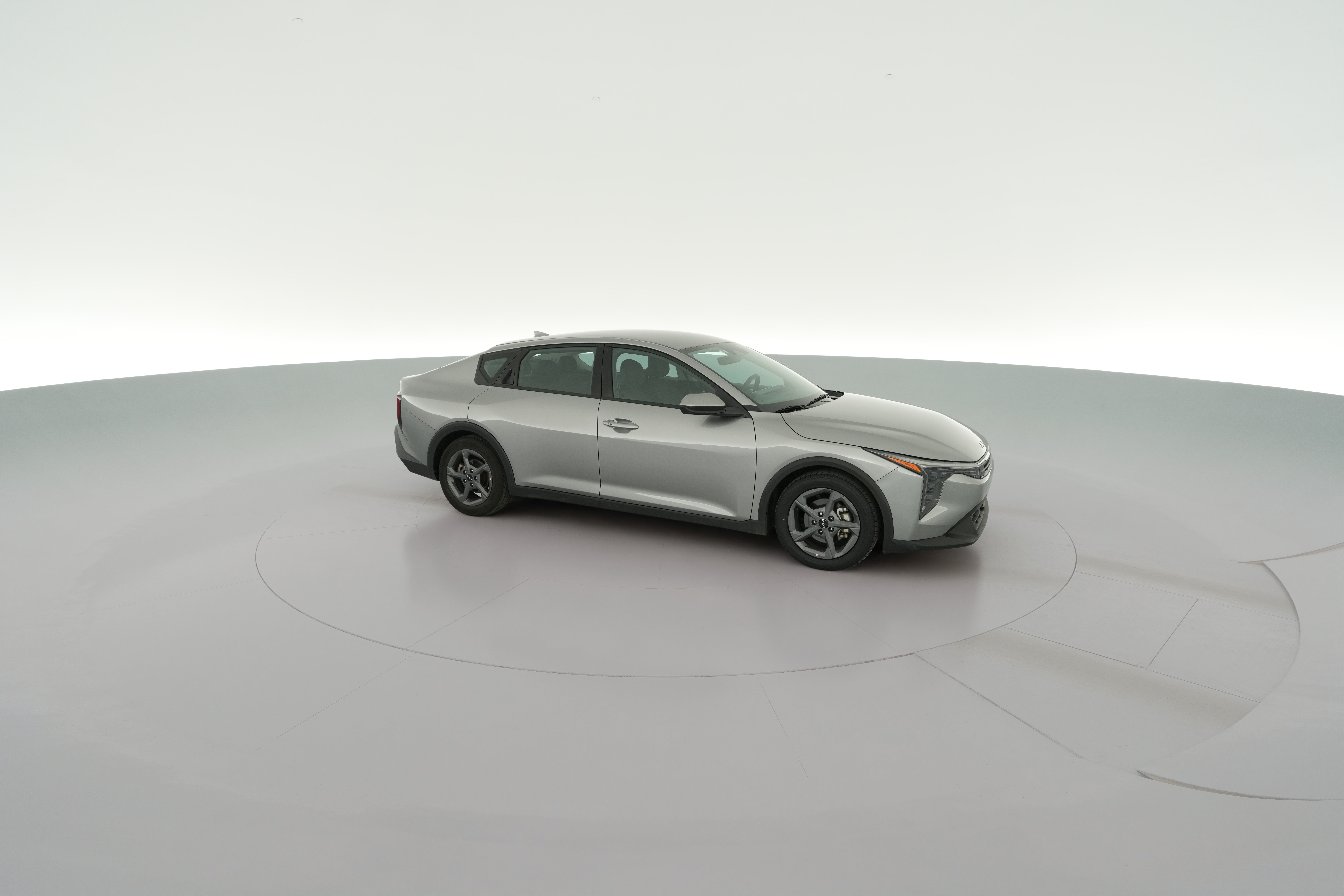 2025 Kia K4 LXS - Photo 35
