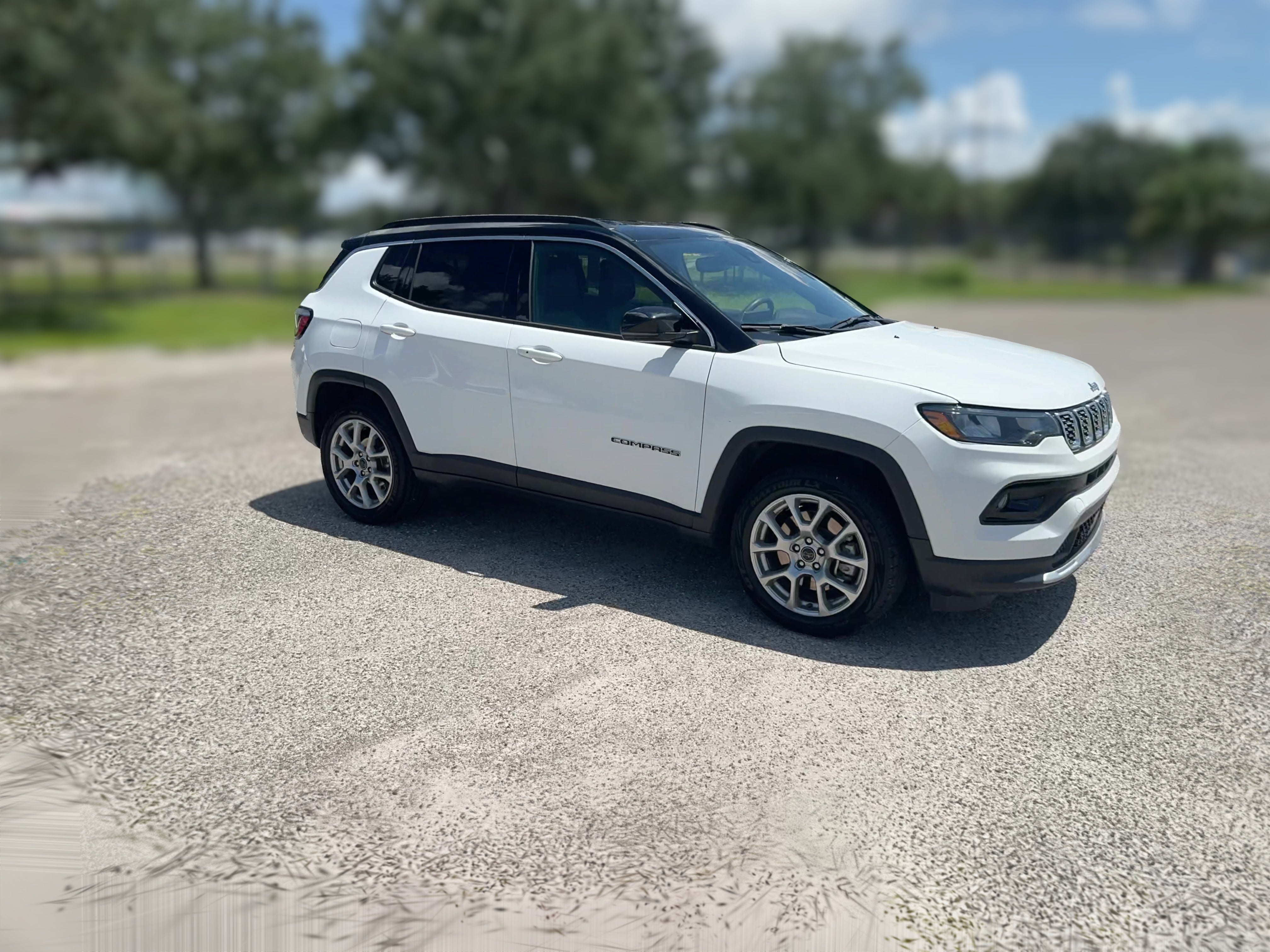 2025 Jeep Compass Limited - Photo 33