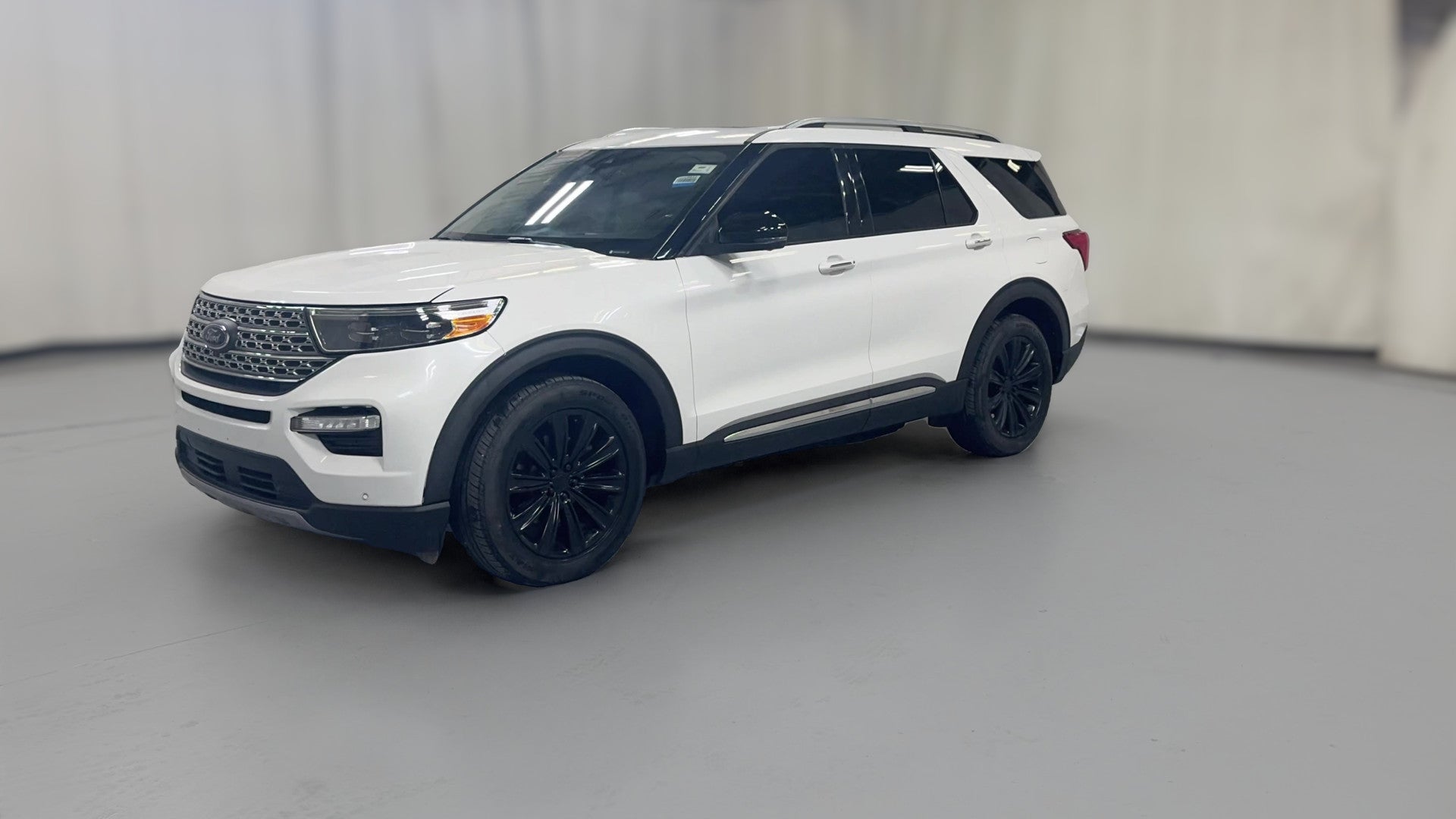 2020 Ford Explorer vehicle photo