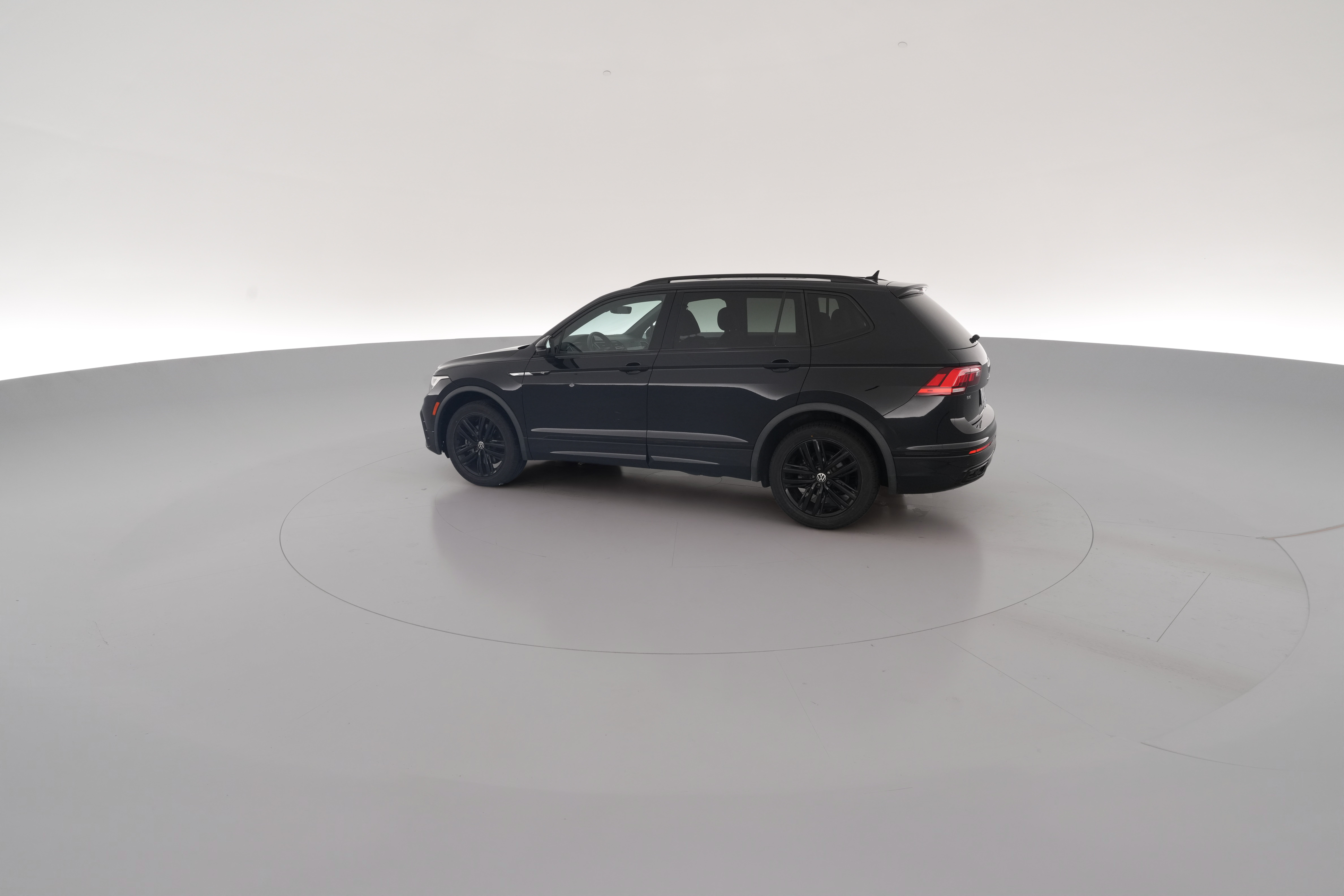 2022 Volkswagen Tiguan SE R-LINE BLACK - Photo 28