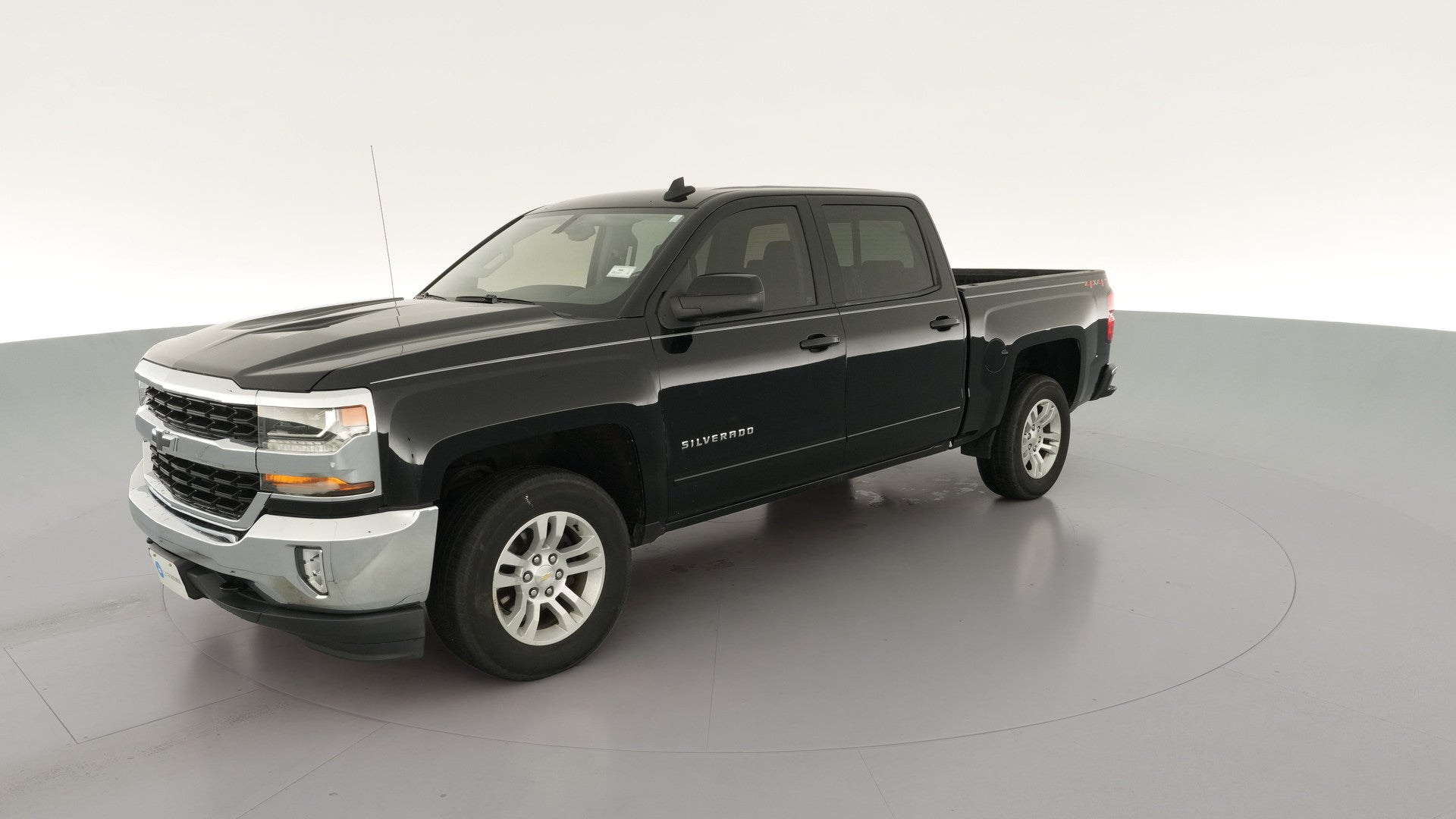 2018 Chevrolet Silverado 1500 Crew Cab vehicle photo