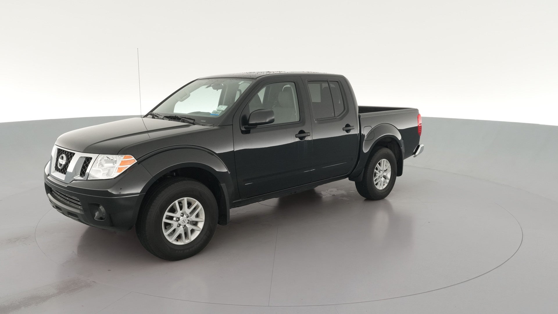 2021 Nissan Frontier Crew Cab vehicle photo