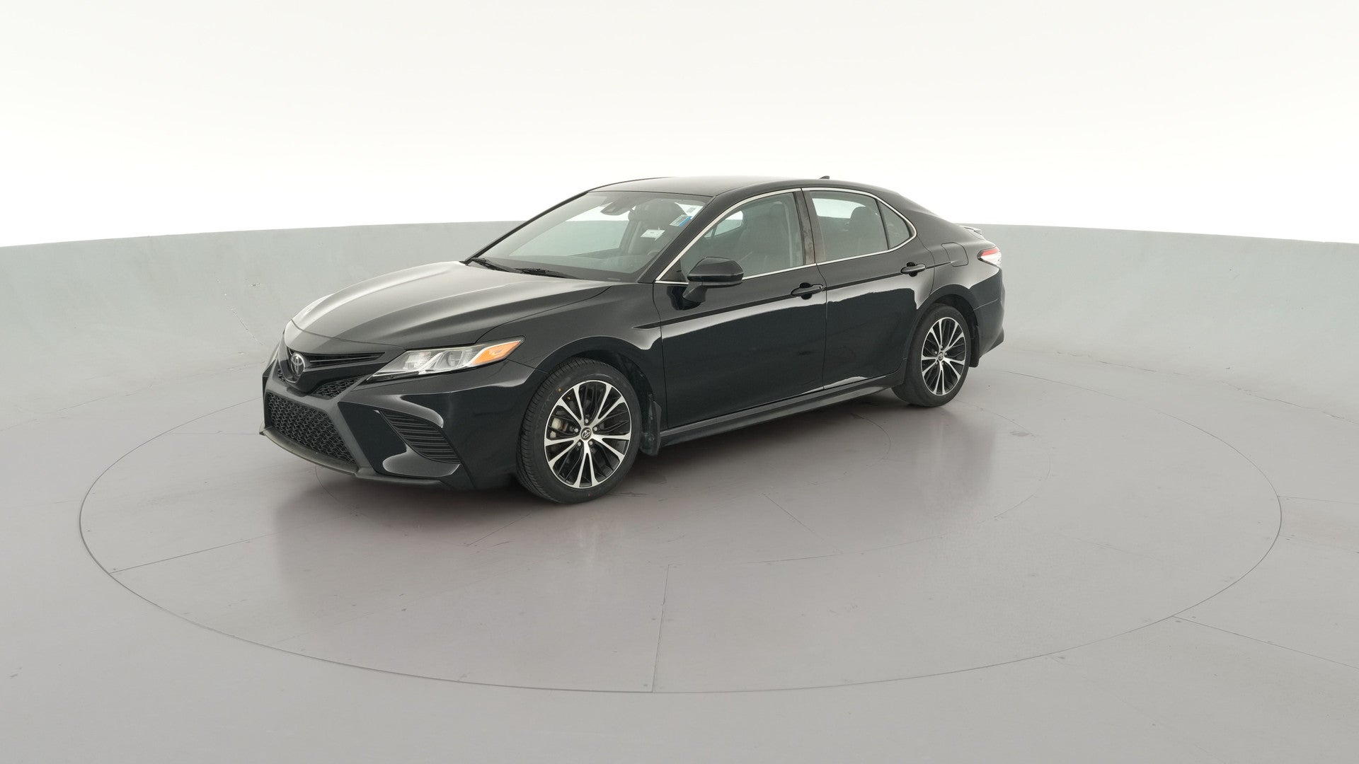 2020 Toyota Camry vehicle photo
