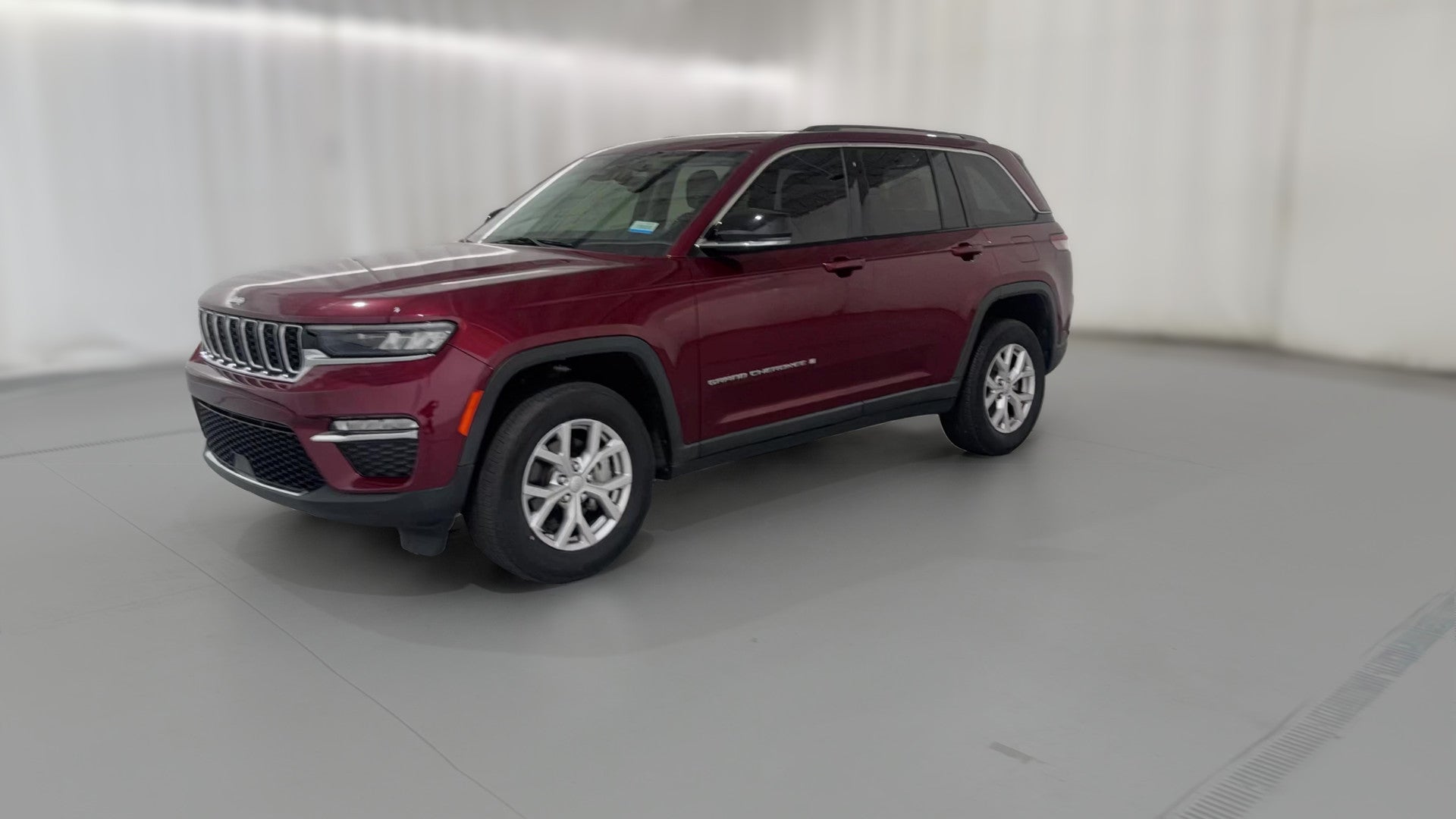 2022 Jeep Grand Cherokee vehicle photo