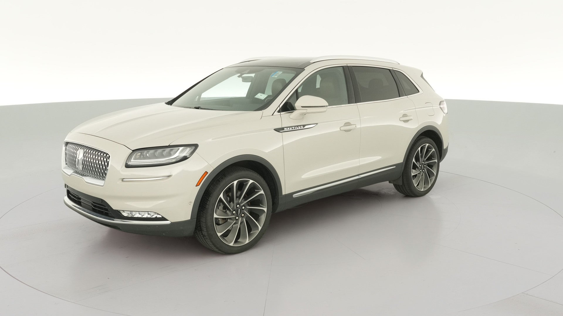 2022 Lincoln Nautilus vehicle photo