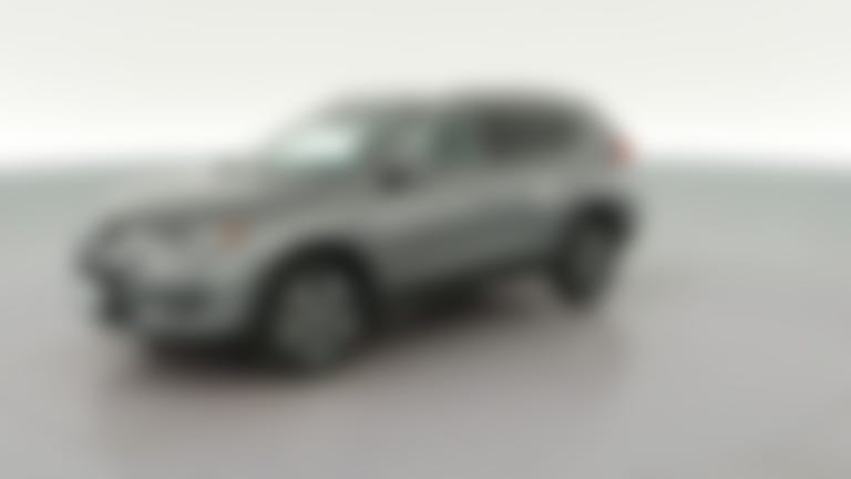 2019 Nissan Rogue vehicle photo