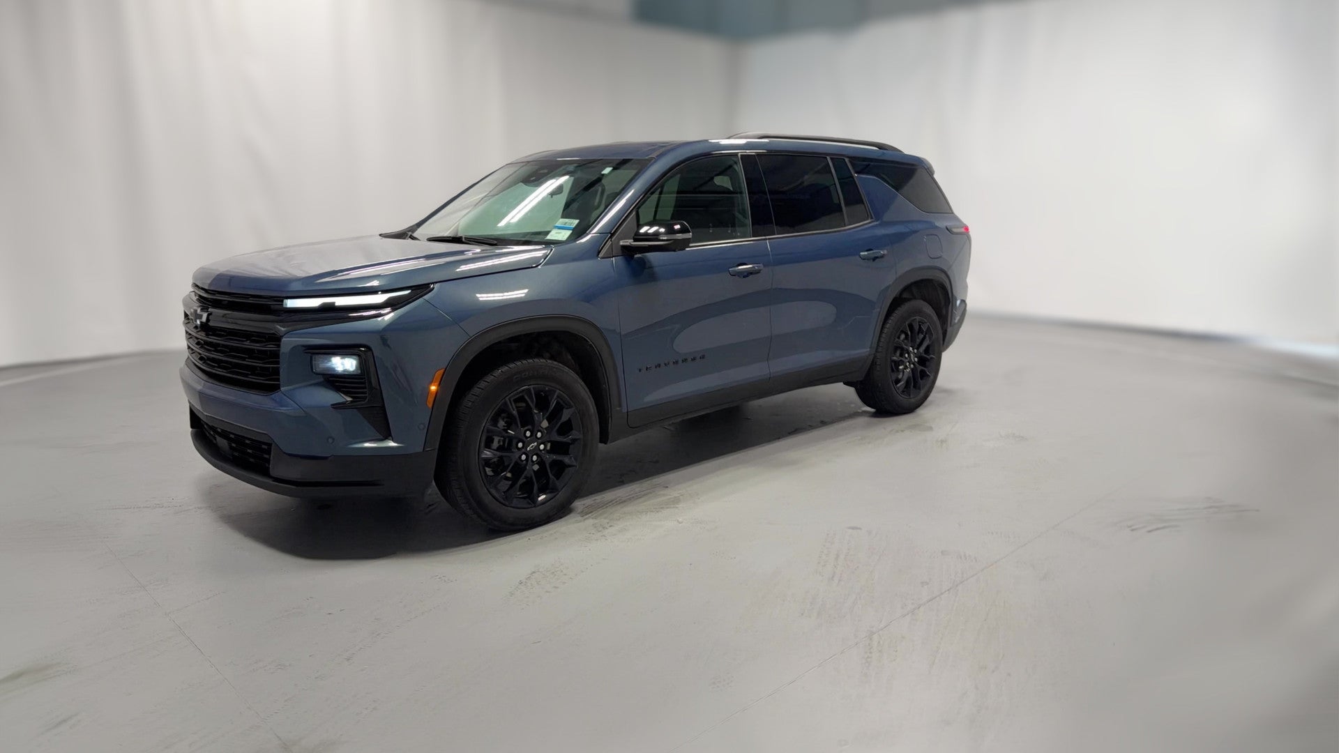 2024 Chevrolet Traverse vehicle photo