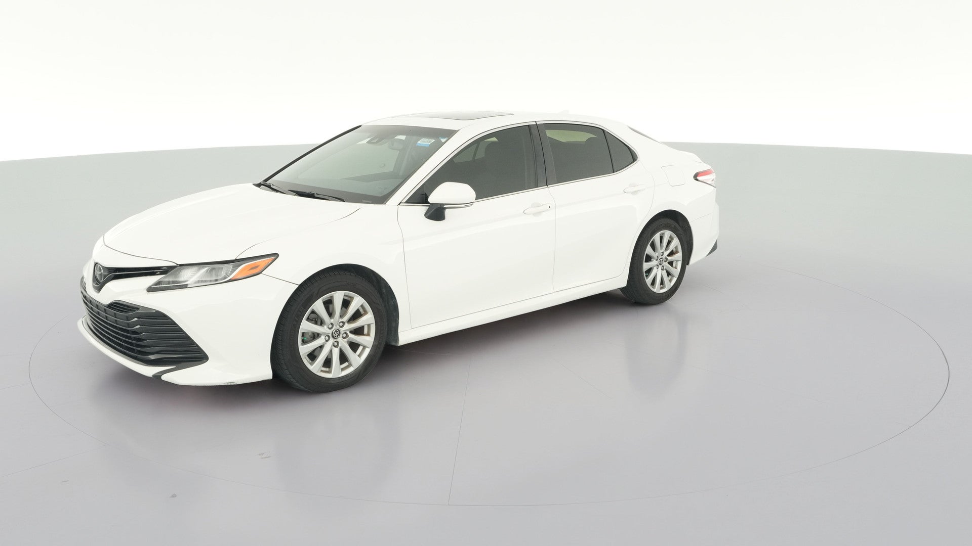 2018 Toyota Camry vehicle photo