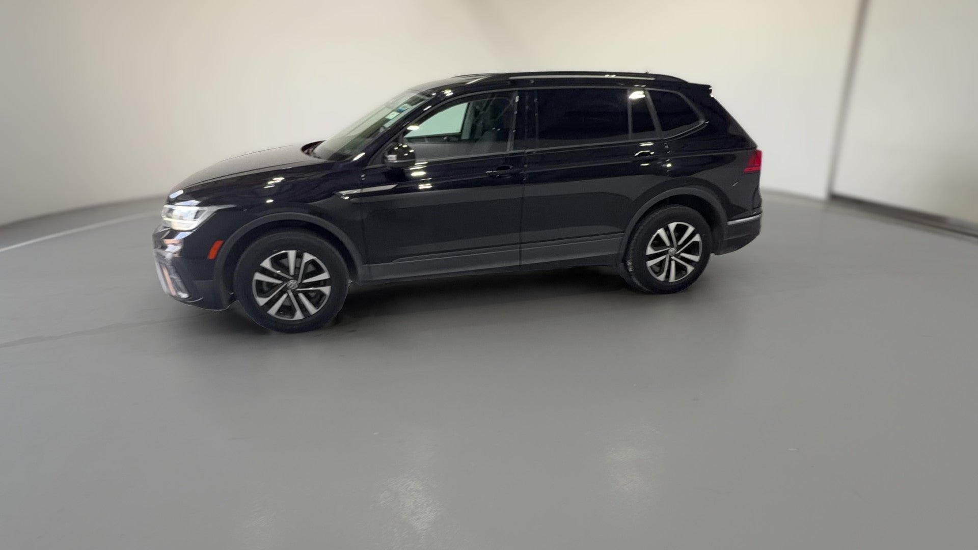 2022 Volkswagen Tiguan vehicle photo