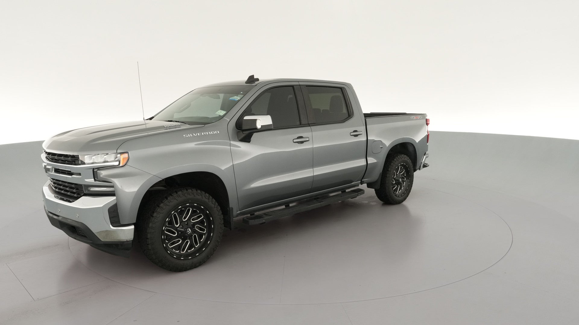 2020 Chevrolet Silverado 1500 Crew Cab vehicle photo