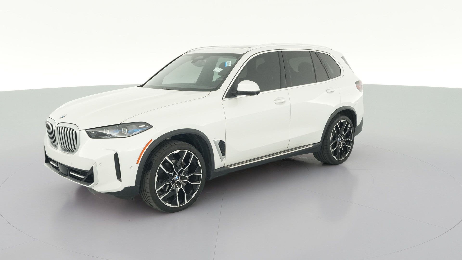 2024 BMW X5 vehicle photo