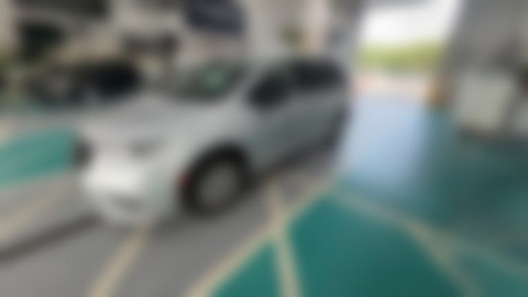 2024 Chrysler Pacifica vehicle photo