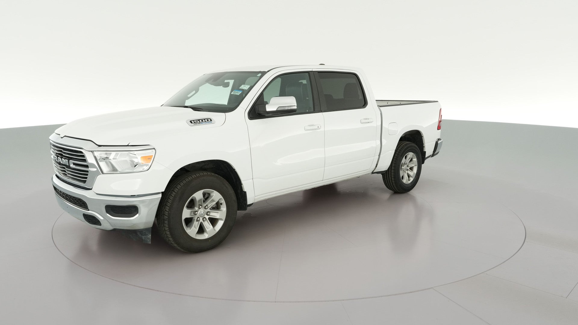2024 Ram 1500 Crew Cab vehicle photo