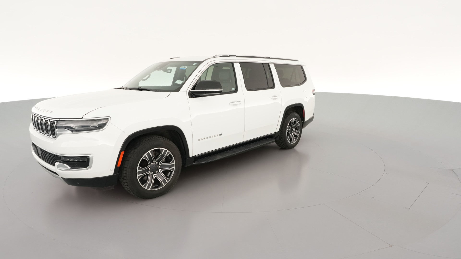 2023 Jeep Wagoneer L vehicle photo