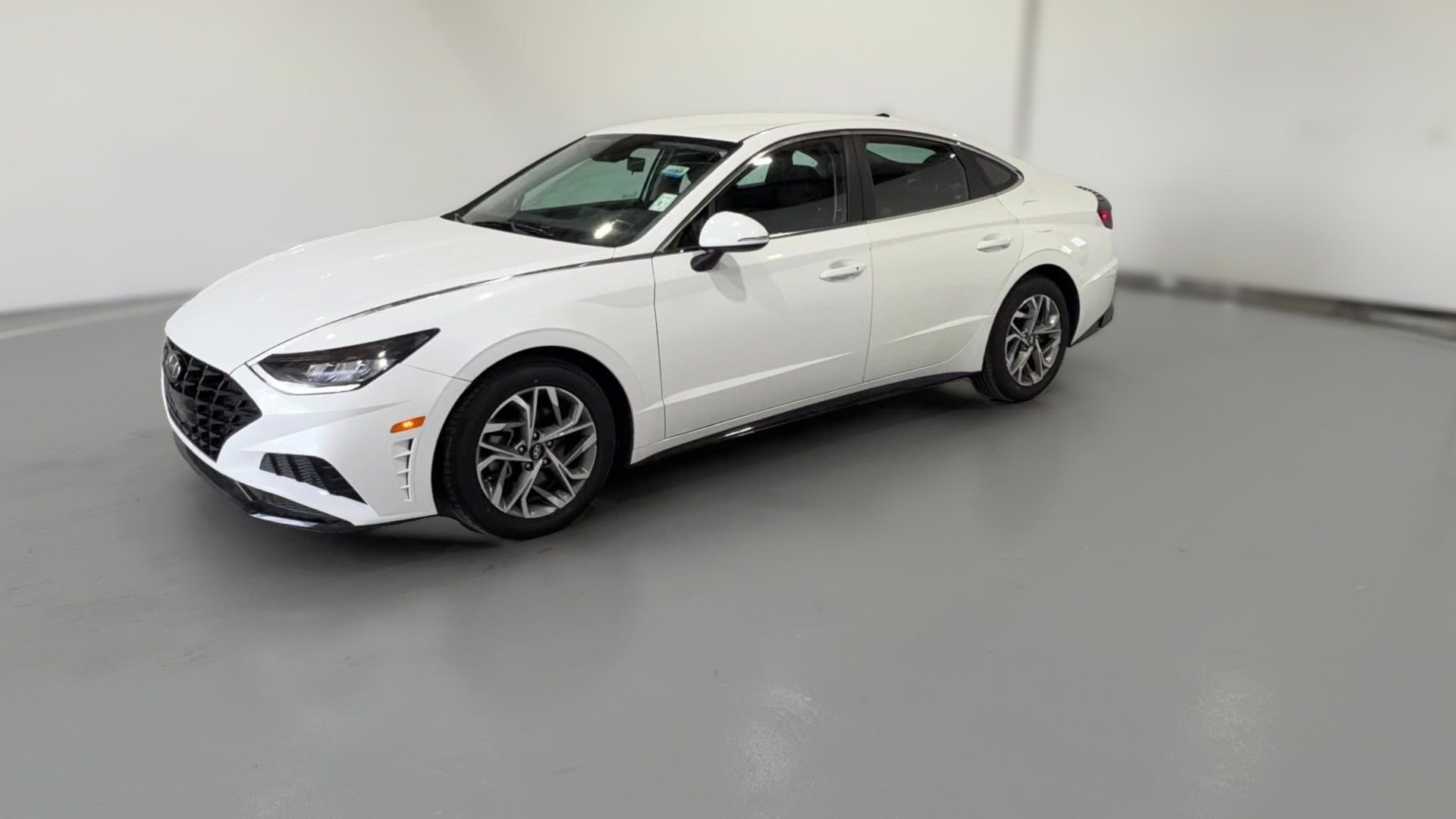 2021 Hyundai Sonata vehicle photo