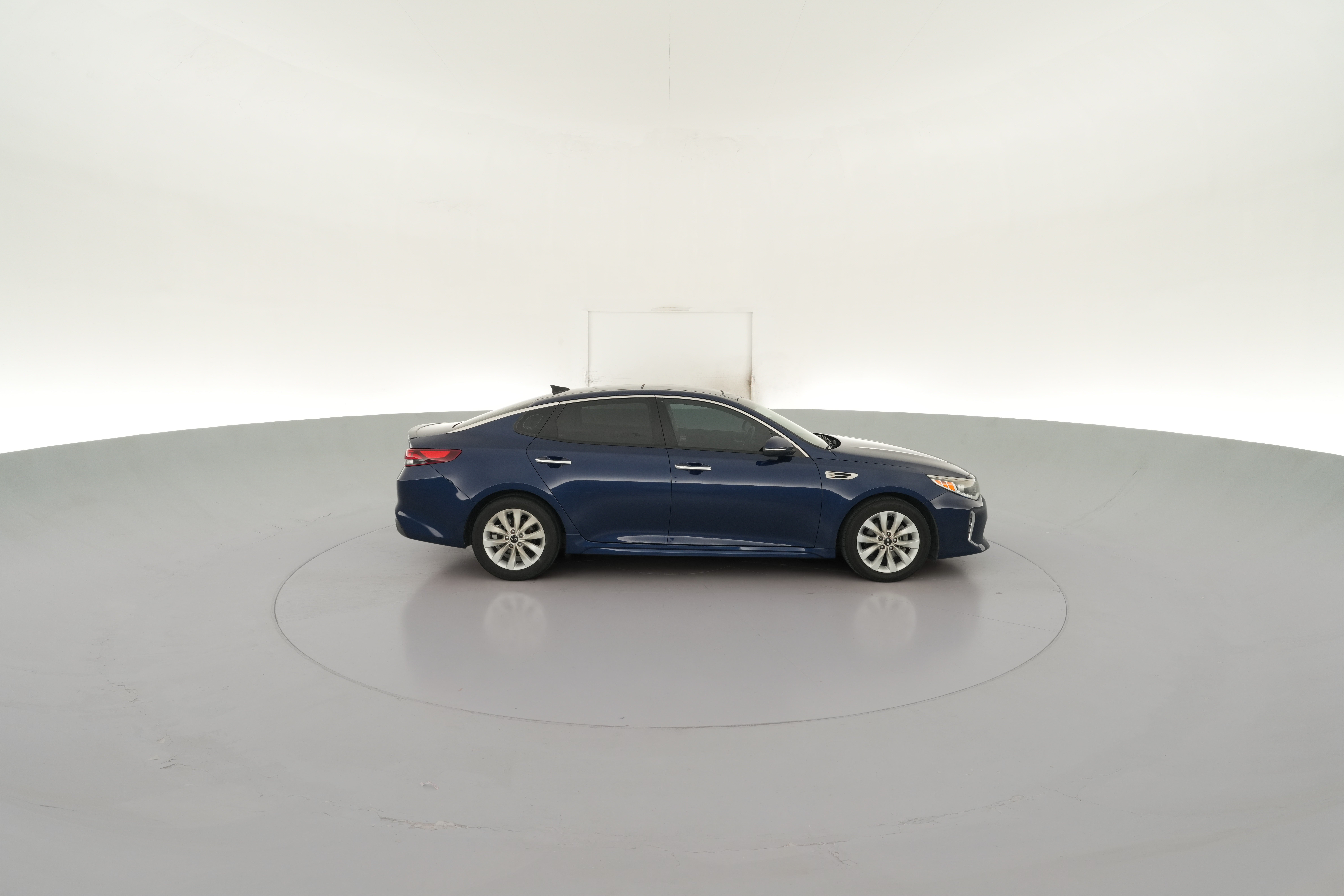2018 Kia Optima S - Photo 36