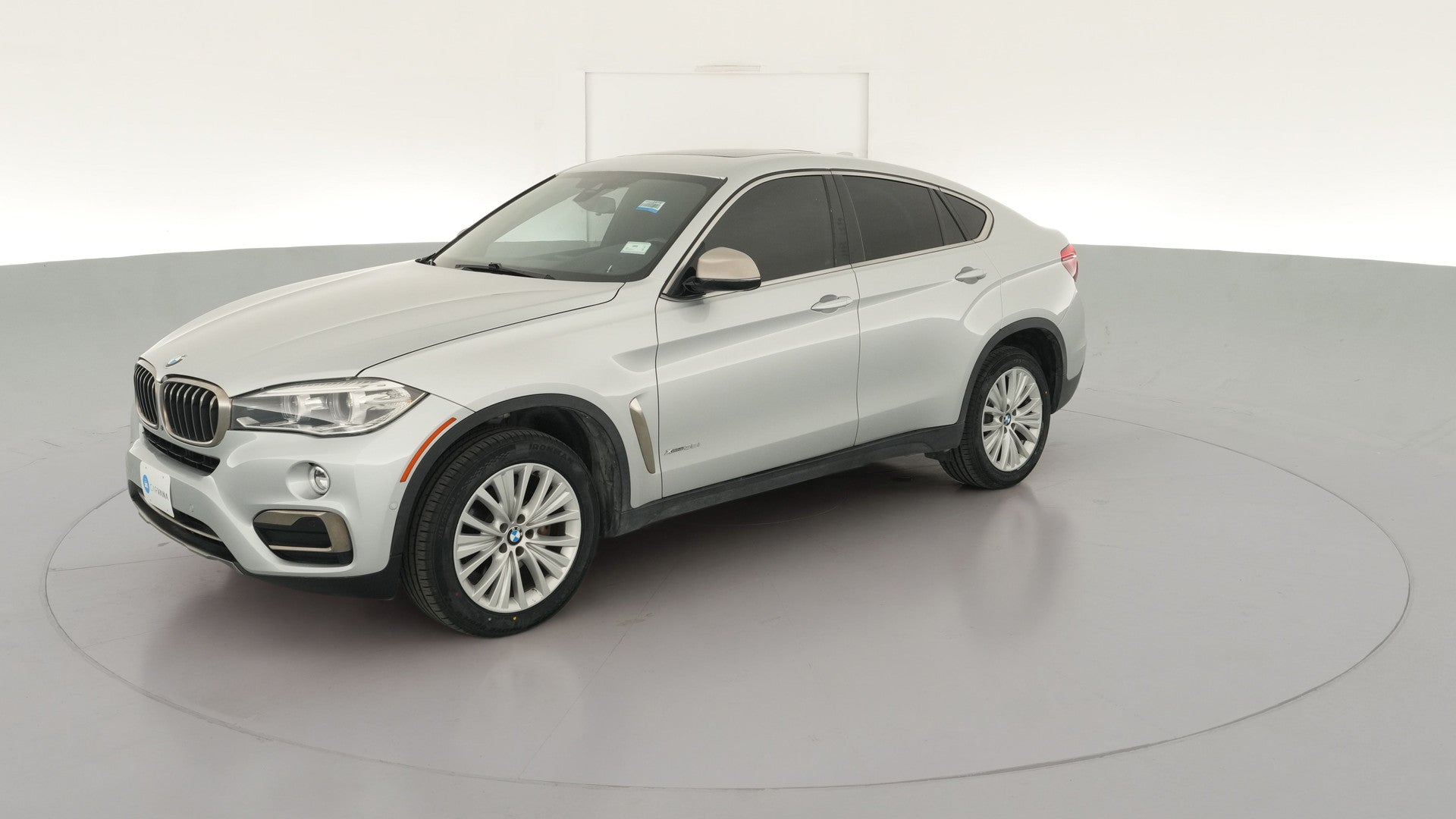 2018 BMW X6 vehicle photo