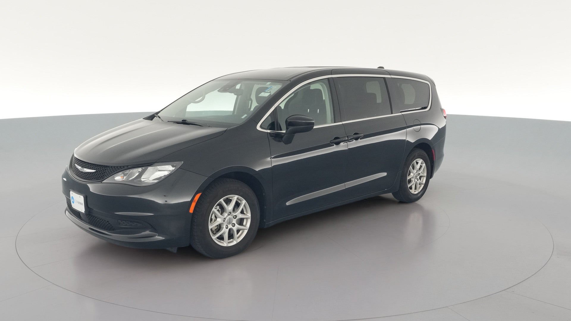 2023 Chrysler Voyager vehicle photo