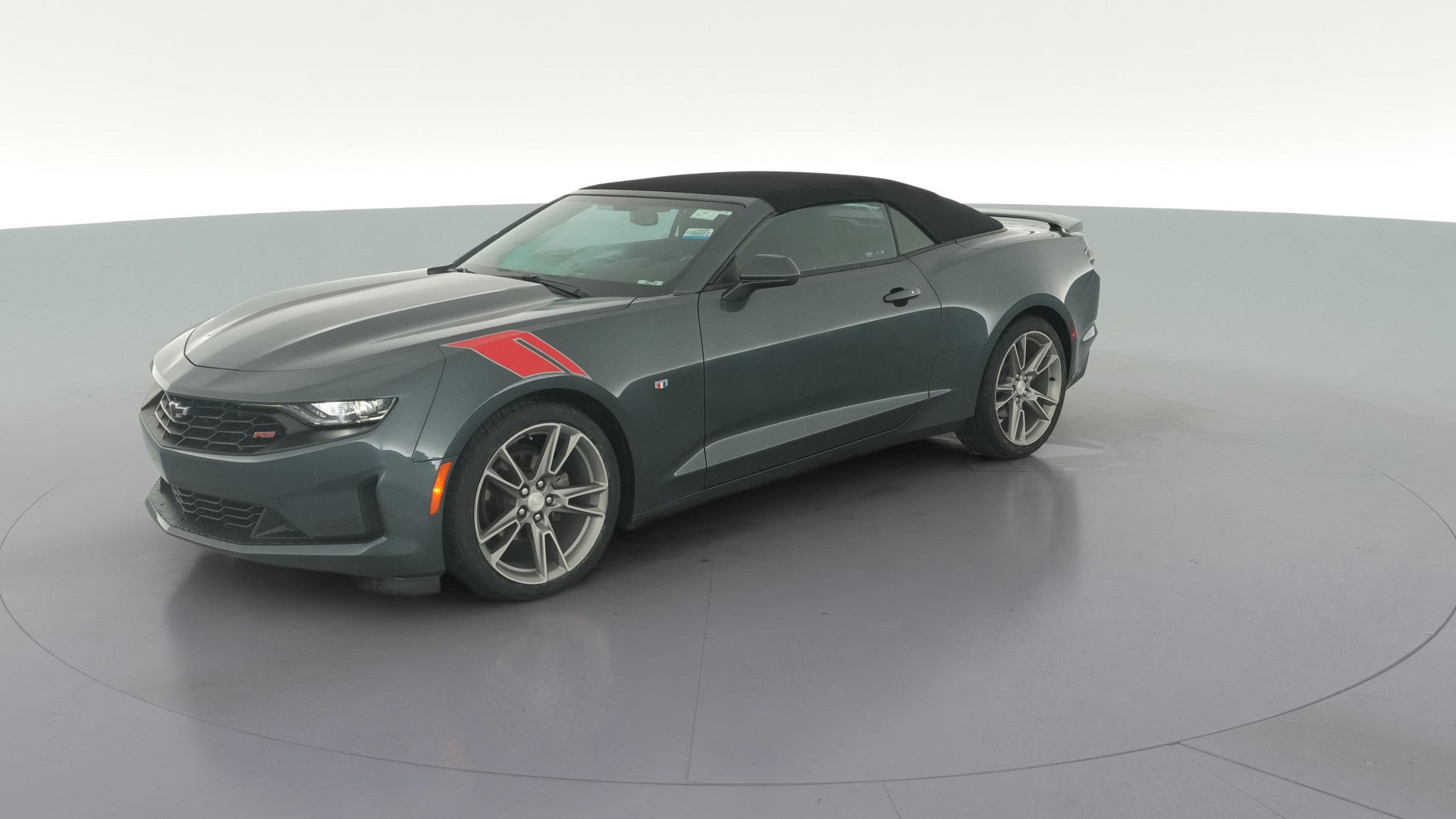 2019 Chevrolet Camaro vehicle photo