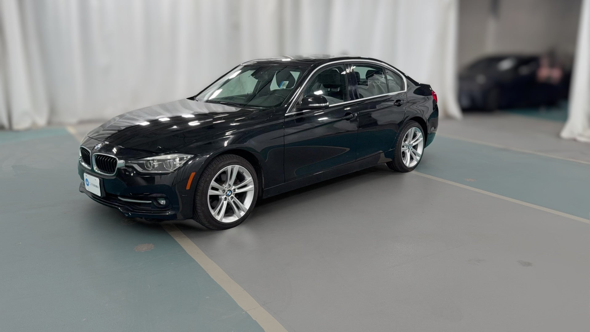 2018 BMW 3 Series vehicle photo