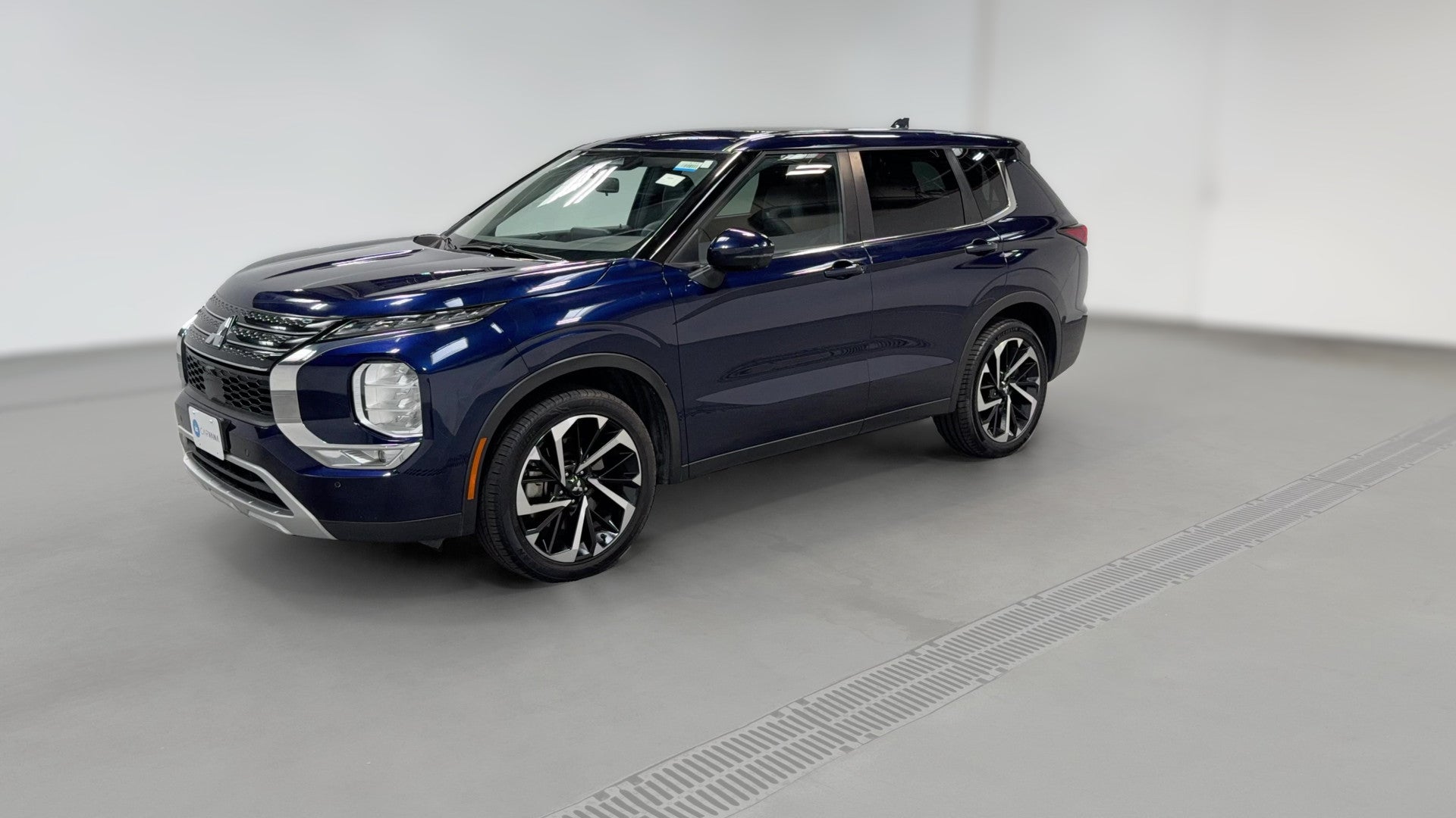 2024 Mitsubishi Outlander vehicle photo