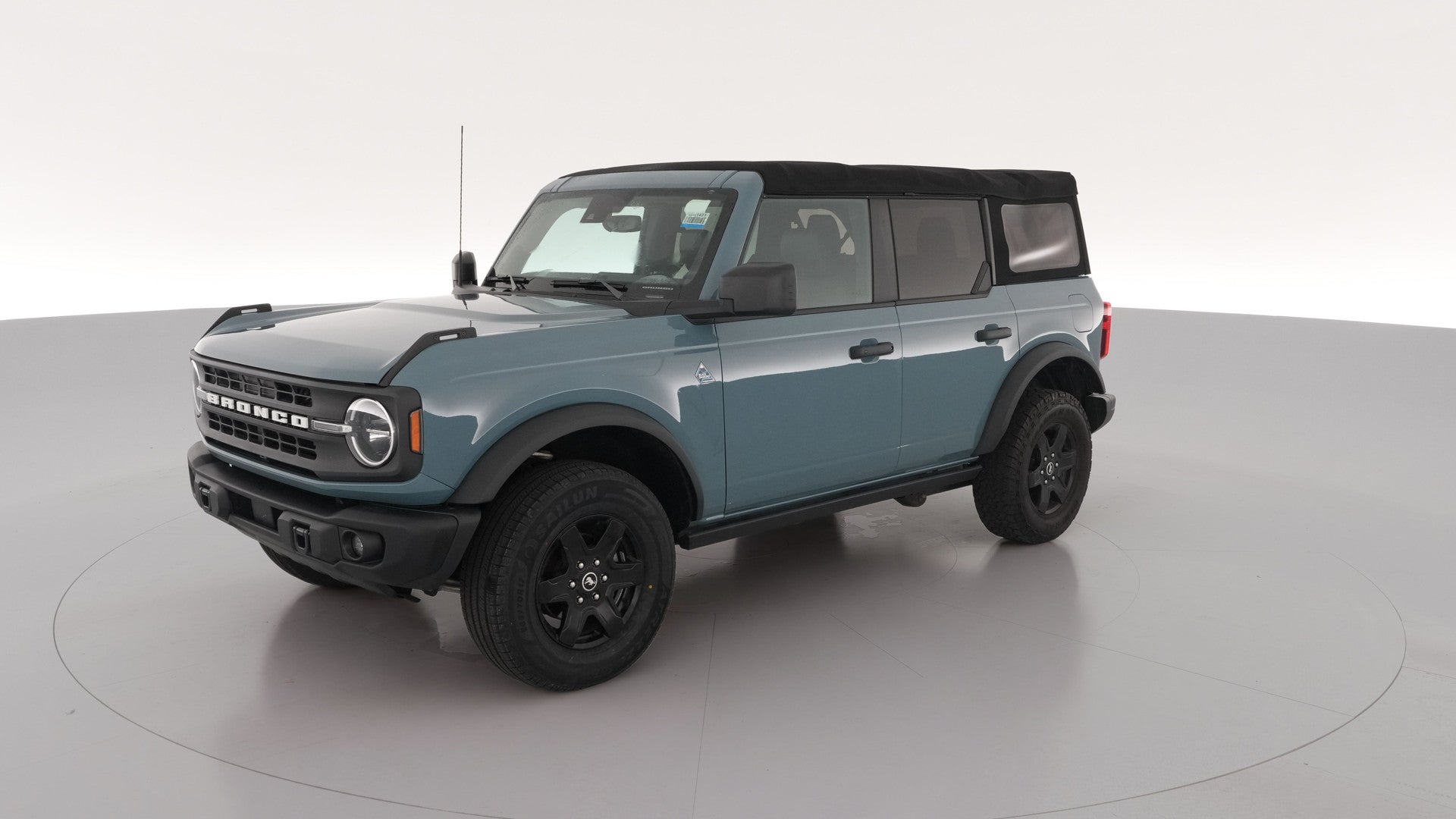 2022 Ford Bronco vehicle photo