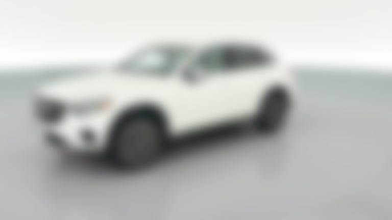 2025 Mercedes-Benz GLC vehicle photo