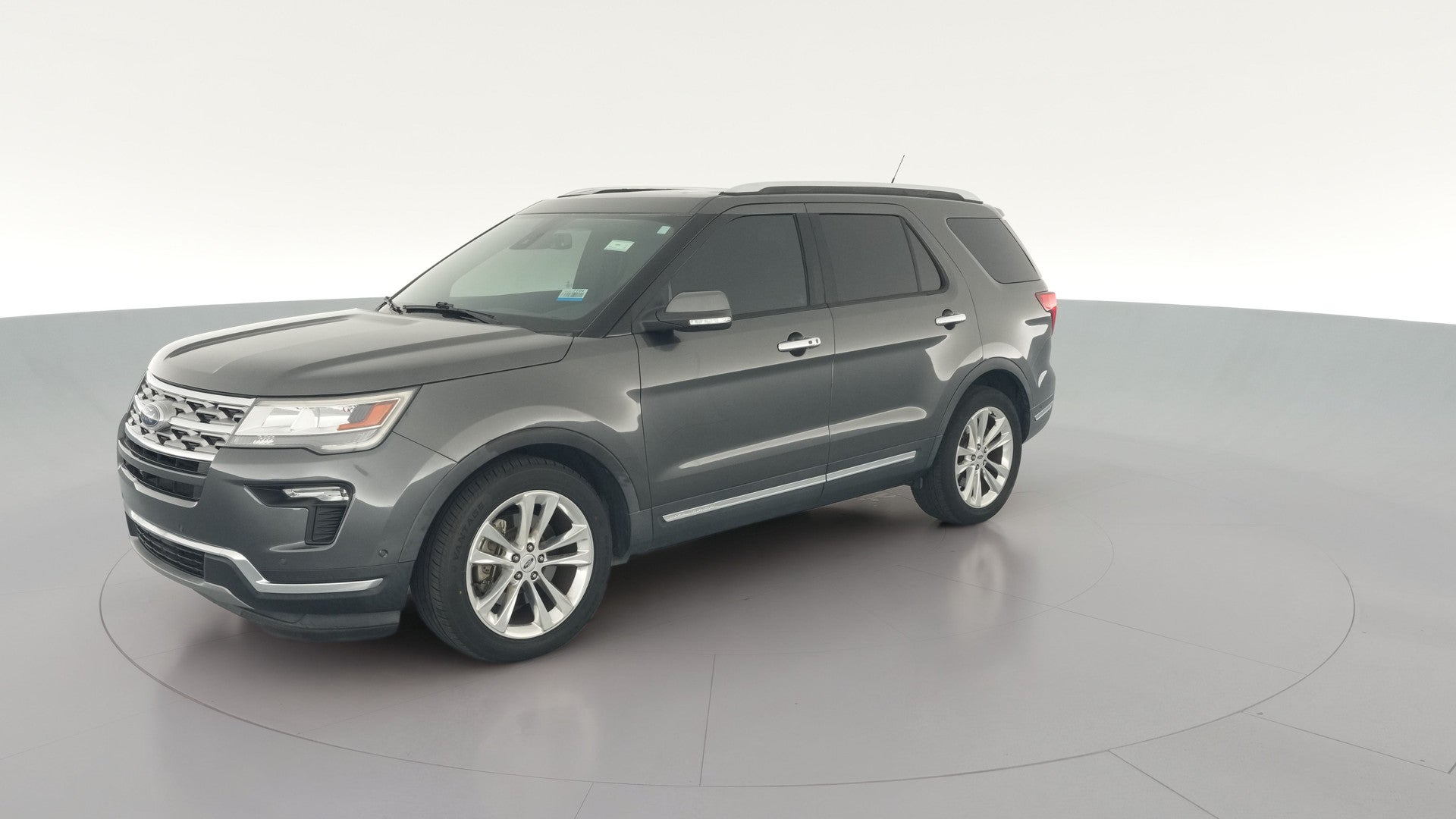 2018 Ford Explorer vehicle photo